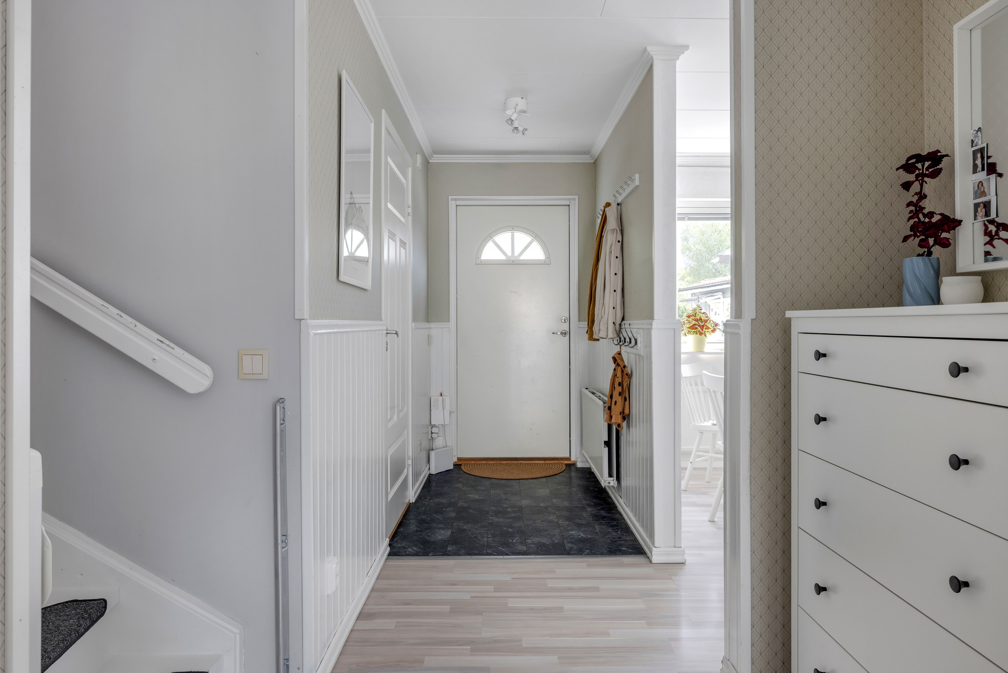 Bostadsbild från Fibyvägen 6C, Såld i Vänge, Uppsala