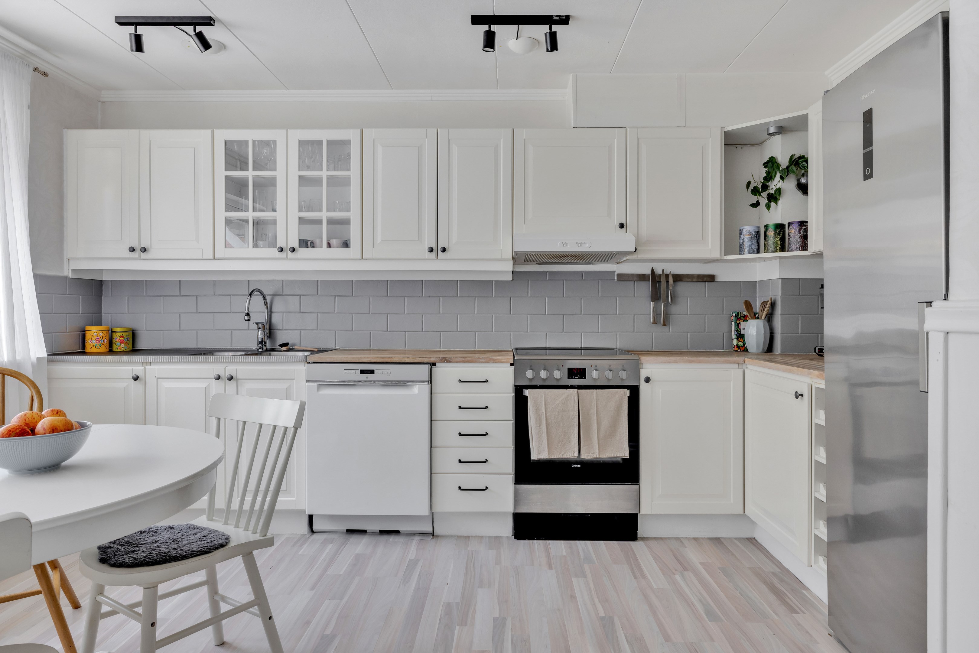 Bostadsbild från Fibyvägen 6C, Såld i Vänge, Uppsala