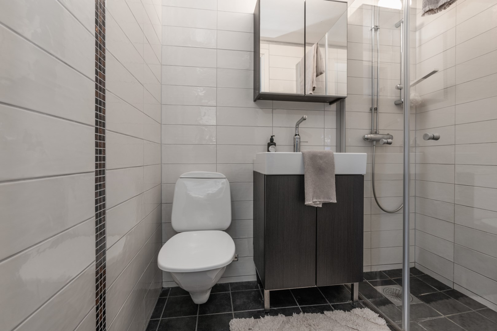 Bostadsbild från Karlsgatan 15C, Såld i Centrum, Västerås