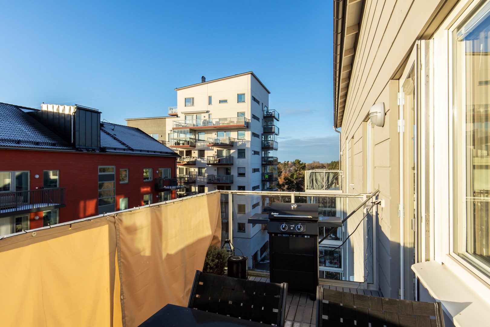 Bostadsbild från Hedenströms väg 11, 5/5 tr, Såld i Tollare, Nacka