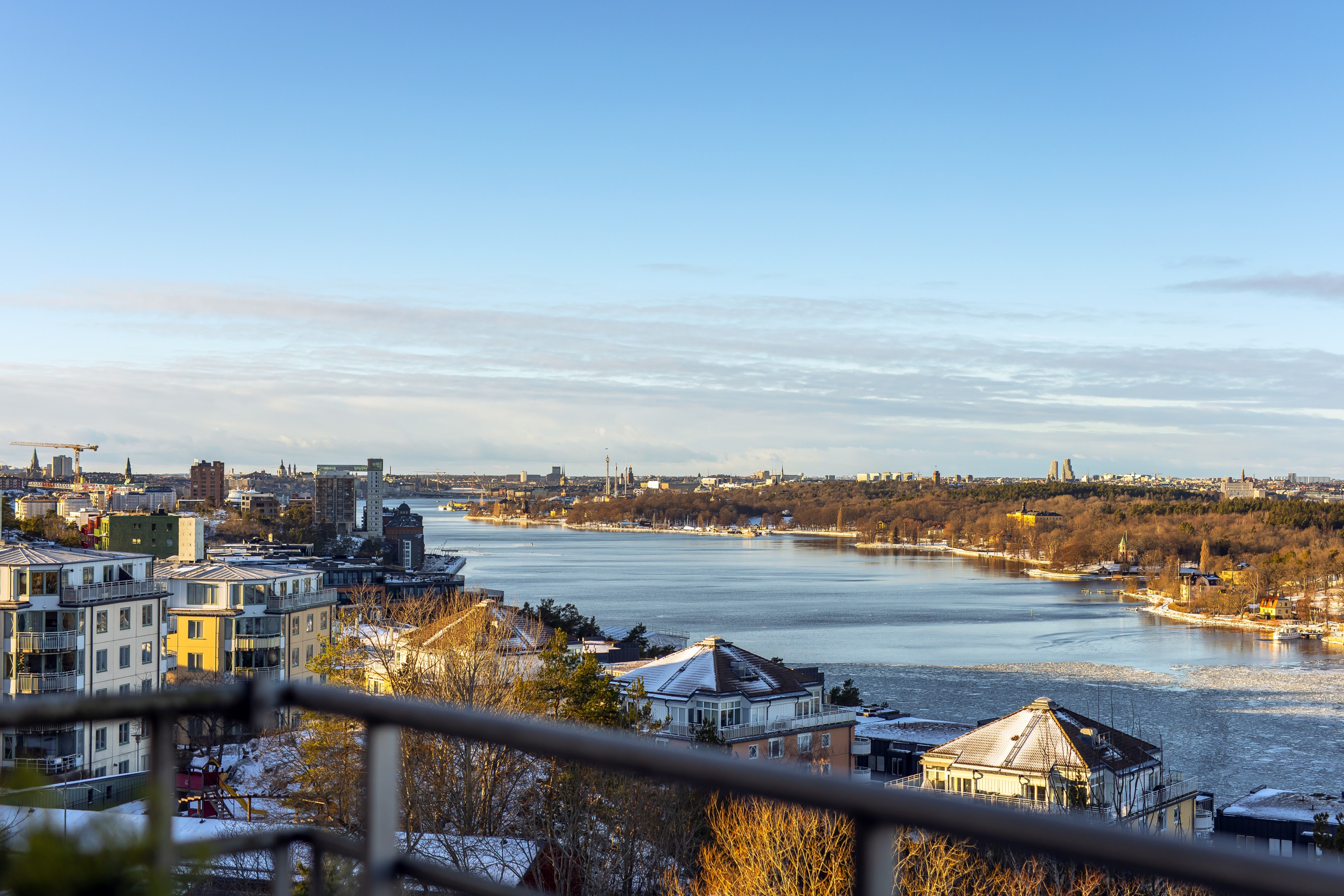Bostadsbild från Fyrspannsvägen 41, Såld i Jarlaberg, Nacka