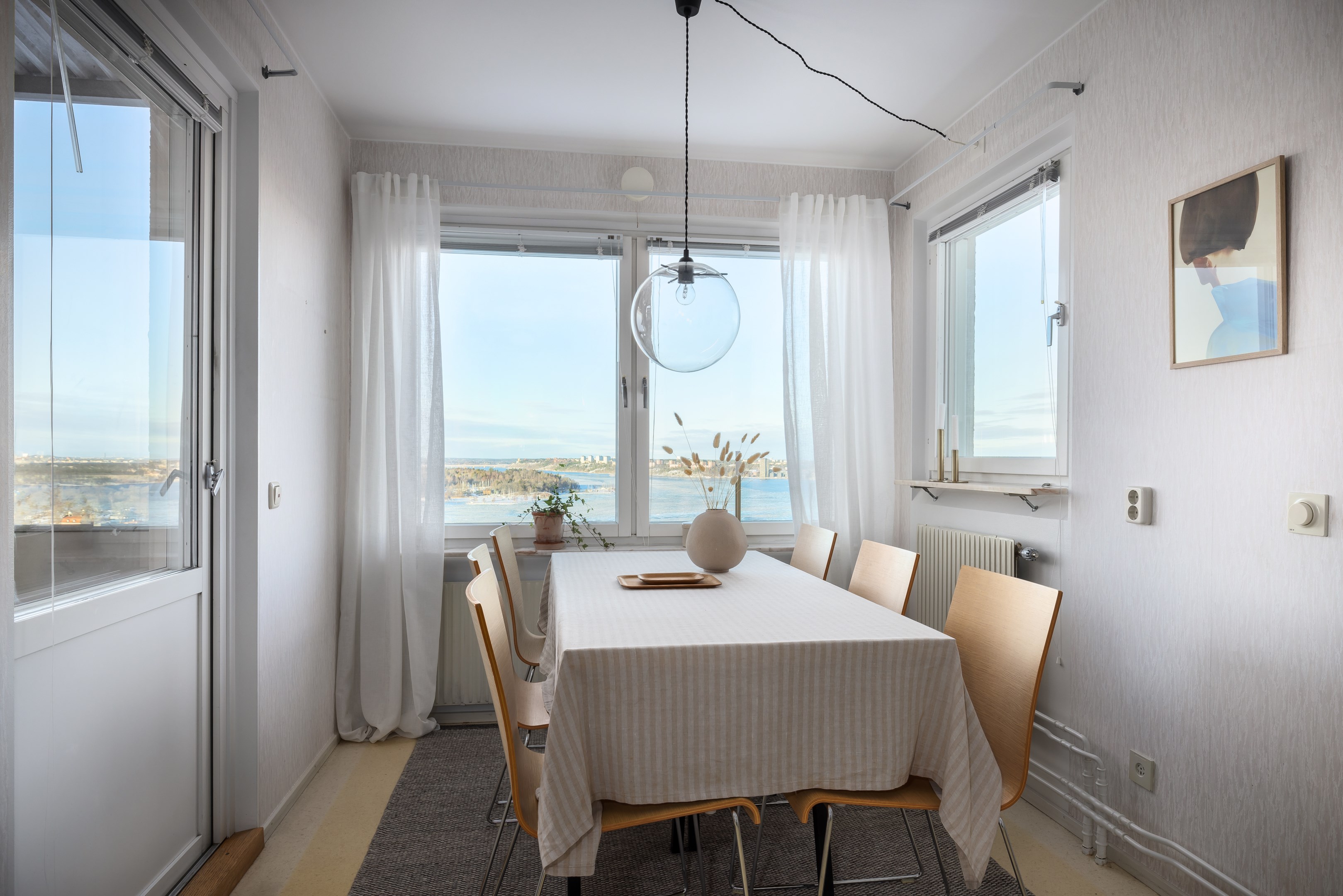 Bostadsbild från Fyrspannsvägen 41, Såld i Jarlaberg, Nacka