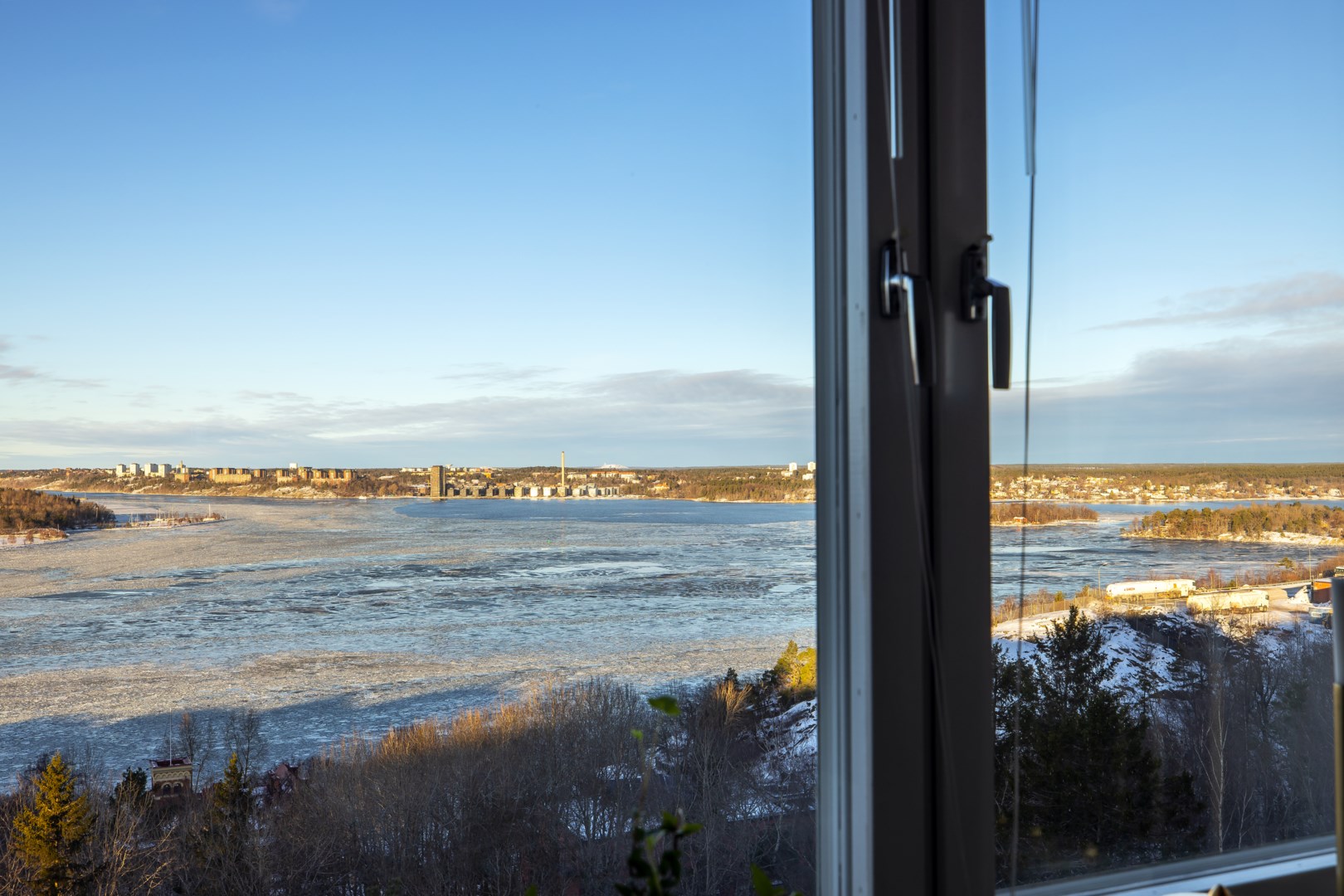 Bostadsbild från Fyrspannsvägen 41, Såld i Jarlaberg, Nacka