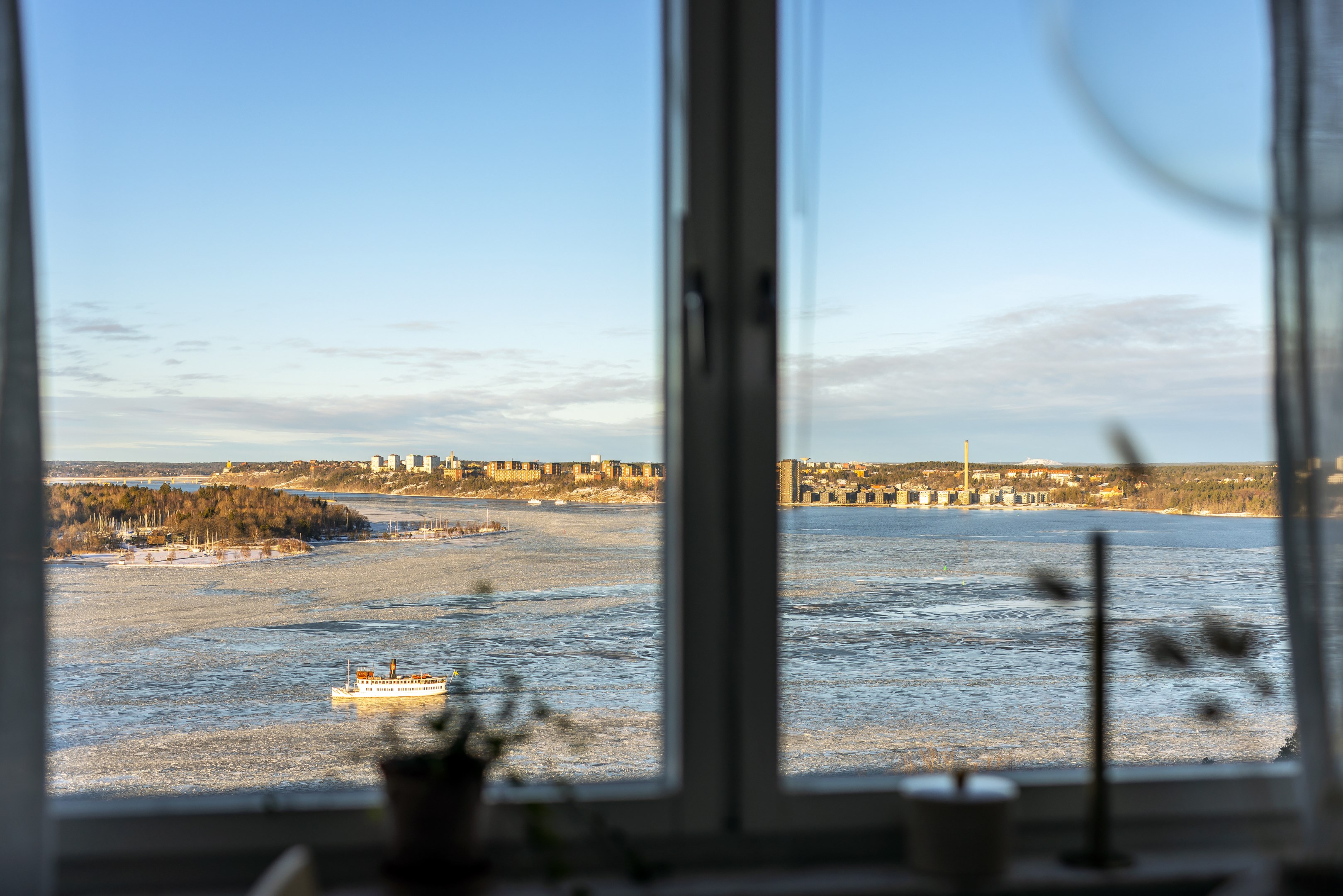 Bostadsbild från Fyrspannsvägen 41, Såld i Jarlaberg, Nacka