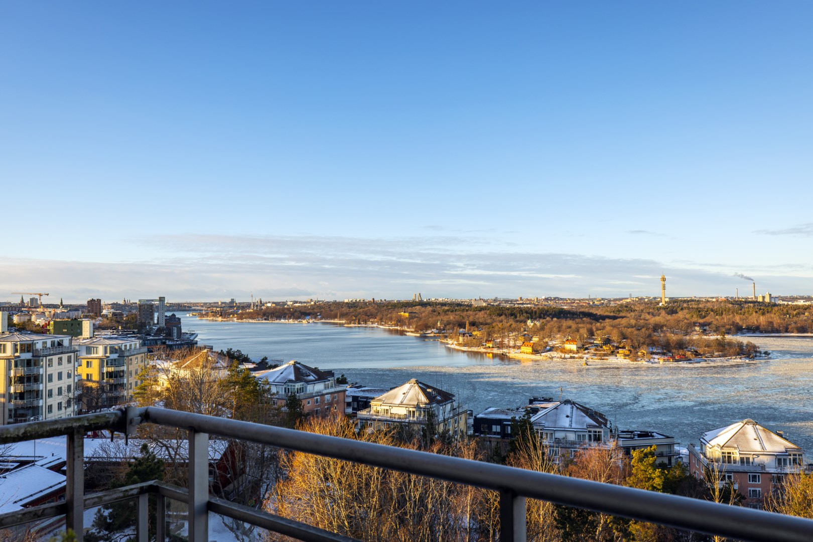 Bostadsbild från Fyrspannsvägen 41, Såld i Jarlaberg, Nacka