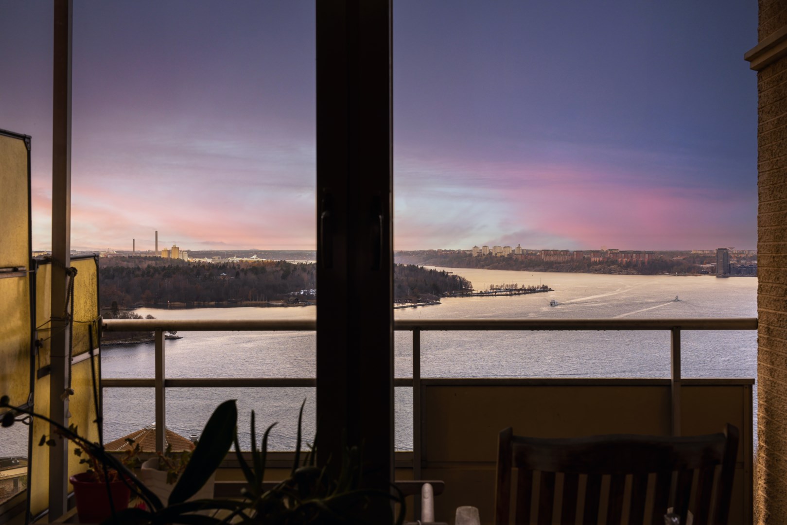 Bostadsbild från Fyrspannsvägen 41, Såld i Jarlaberg, Nacka