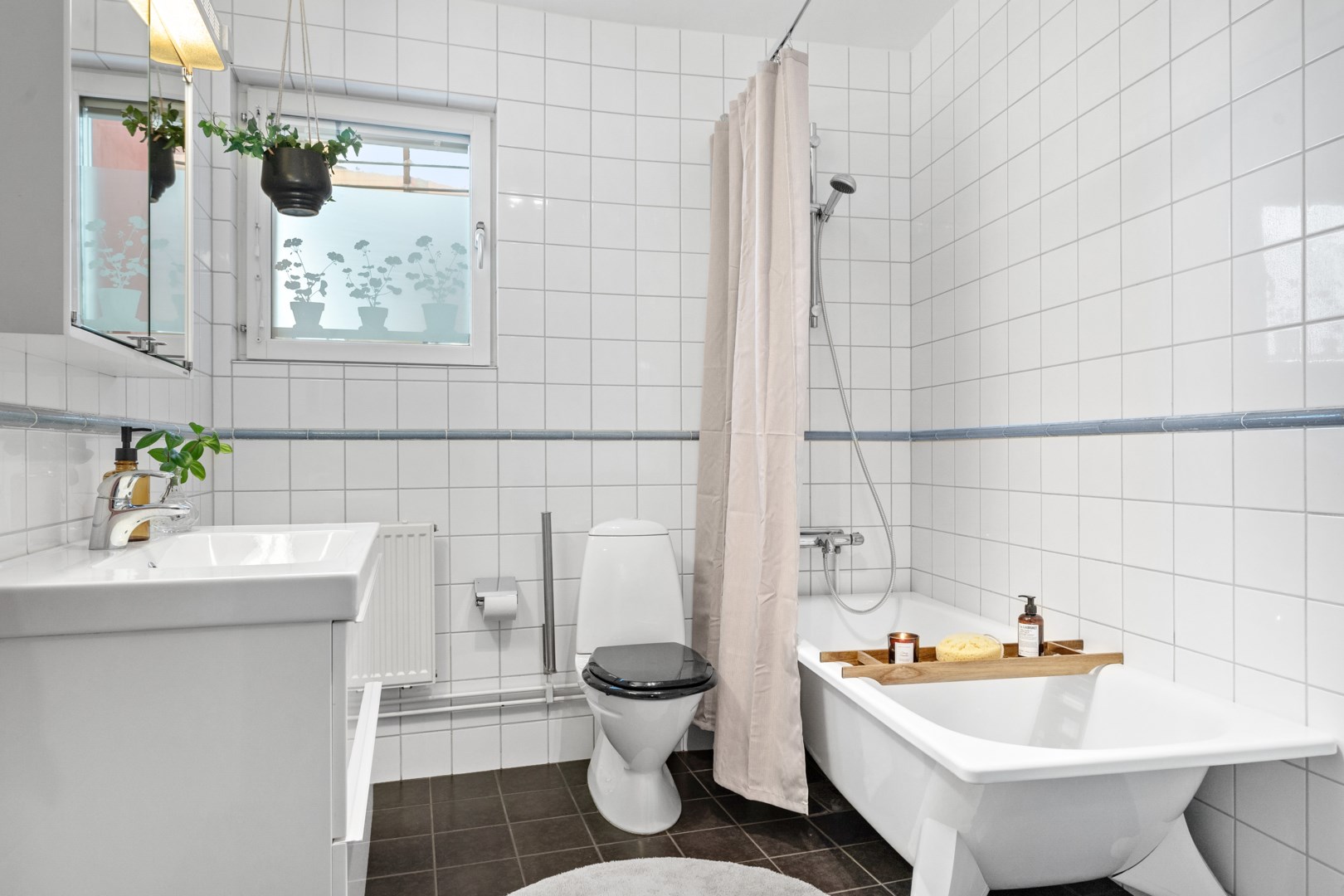 Bostadsbild från Svartbäcksgatan 123, Såld i Svartbäcken, Uppsala