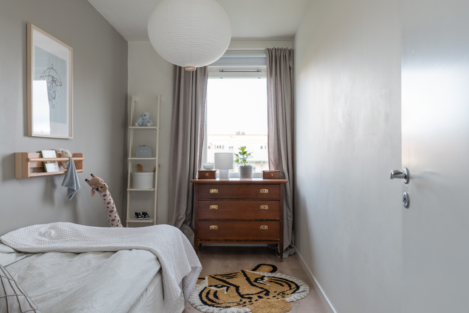 Bostadsbild från Knotavägen 30, Såld i Bjurhovda, Västerås