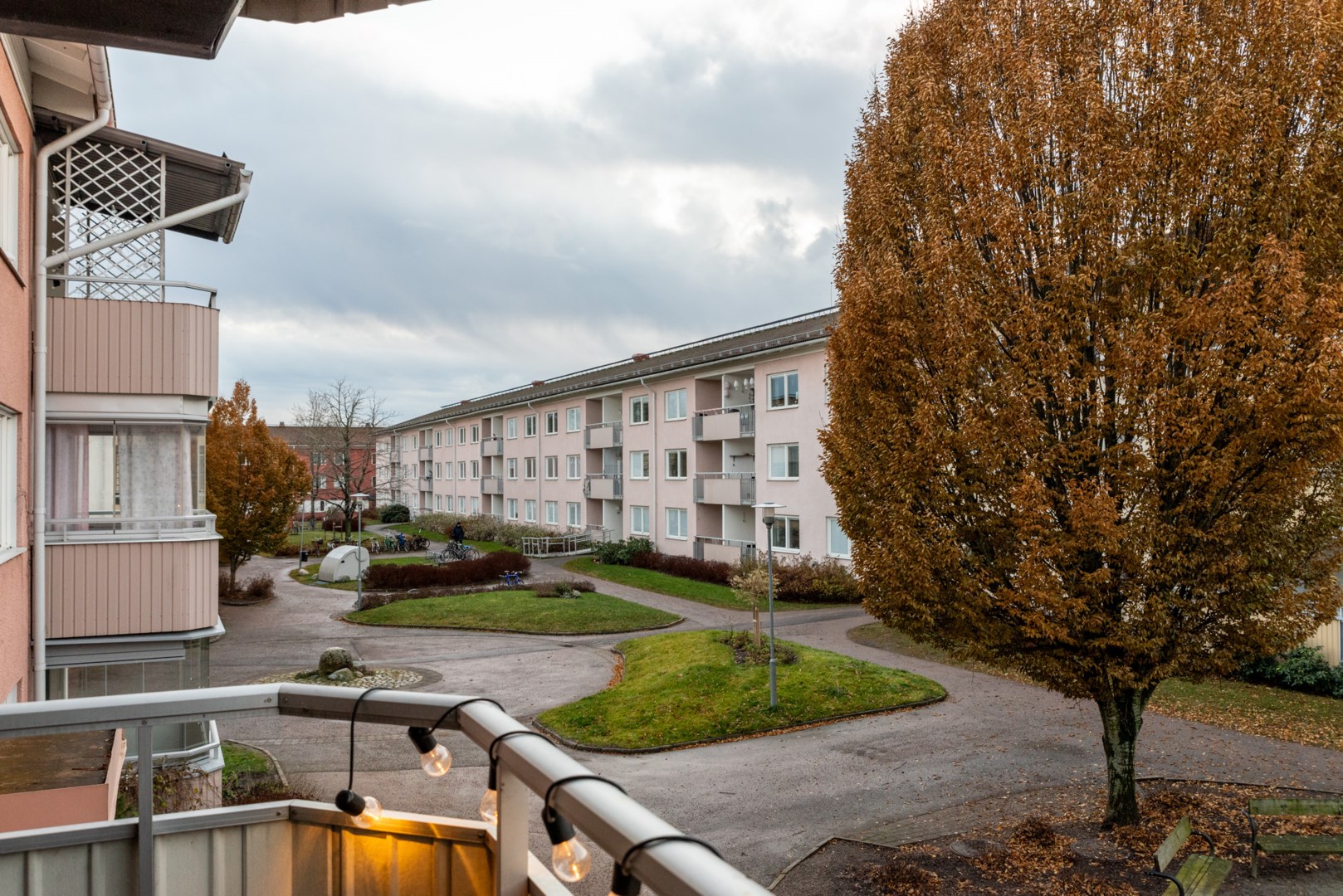 Bostadsbild från Knotavägen 30, Såld i Bjurhovda, Västerås