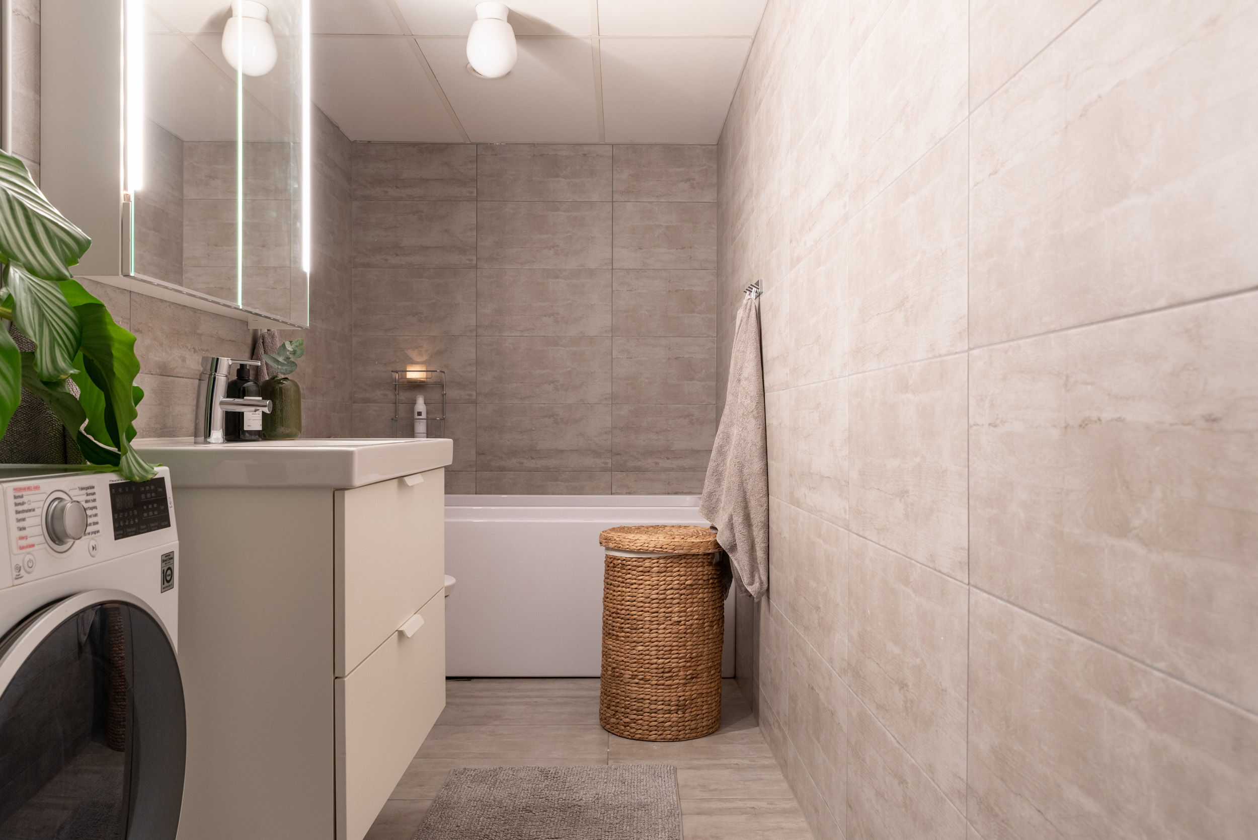 Bostadsbild från Knotavägen 30, Såld i Bjurhovda, Västerås