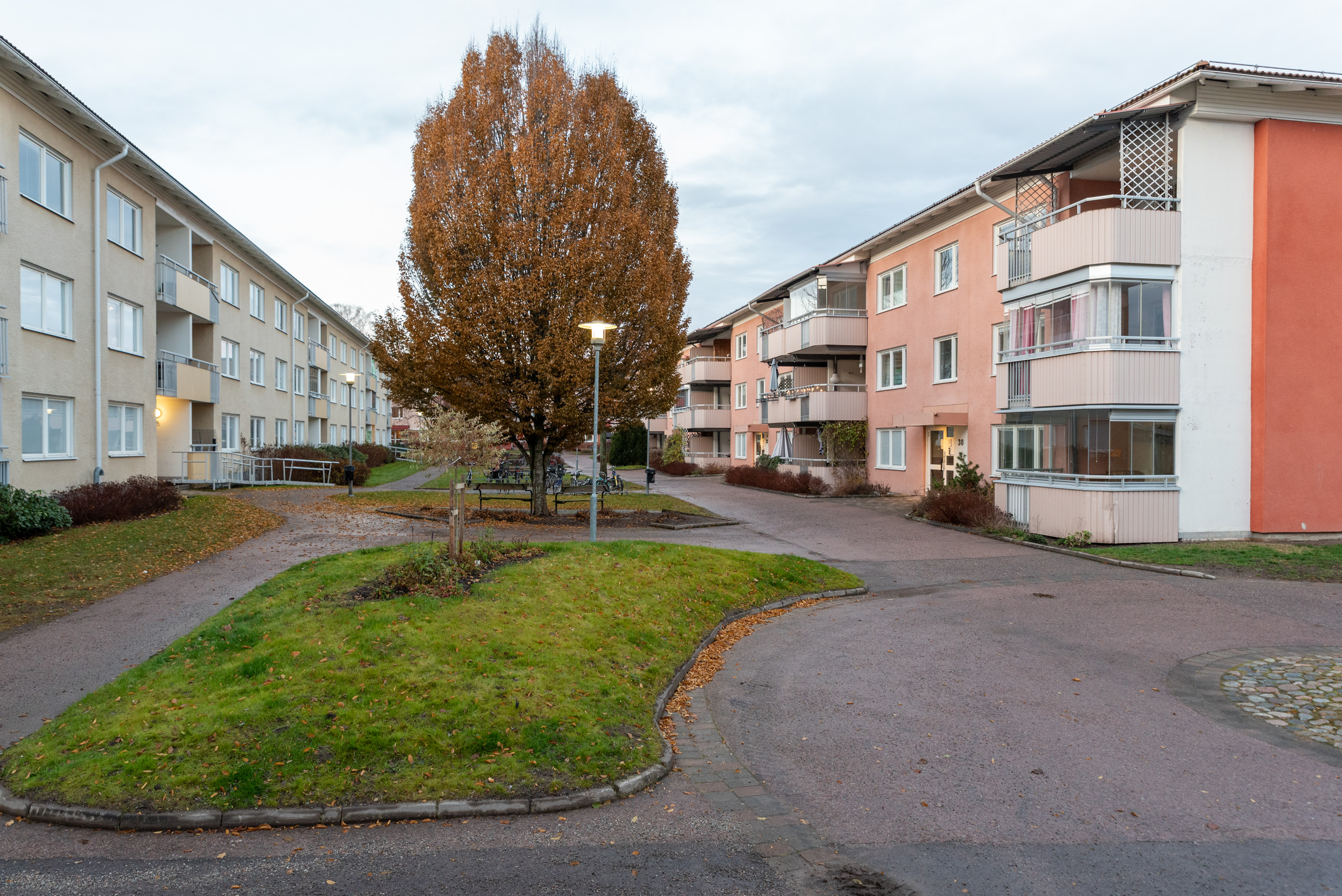 Bostadsbild från Knotavägen 30, Såld i Bjurhovda, Västerås