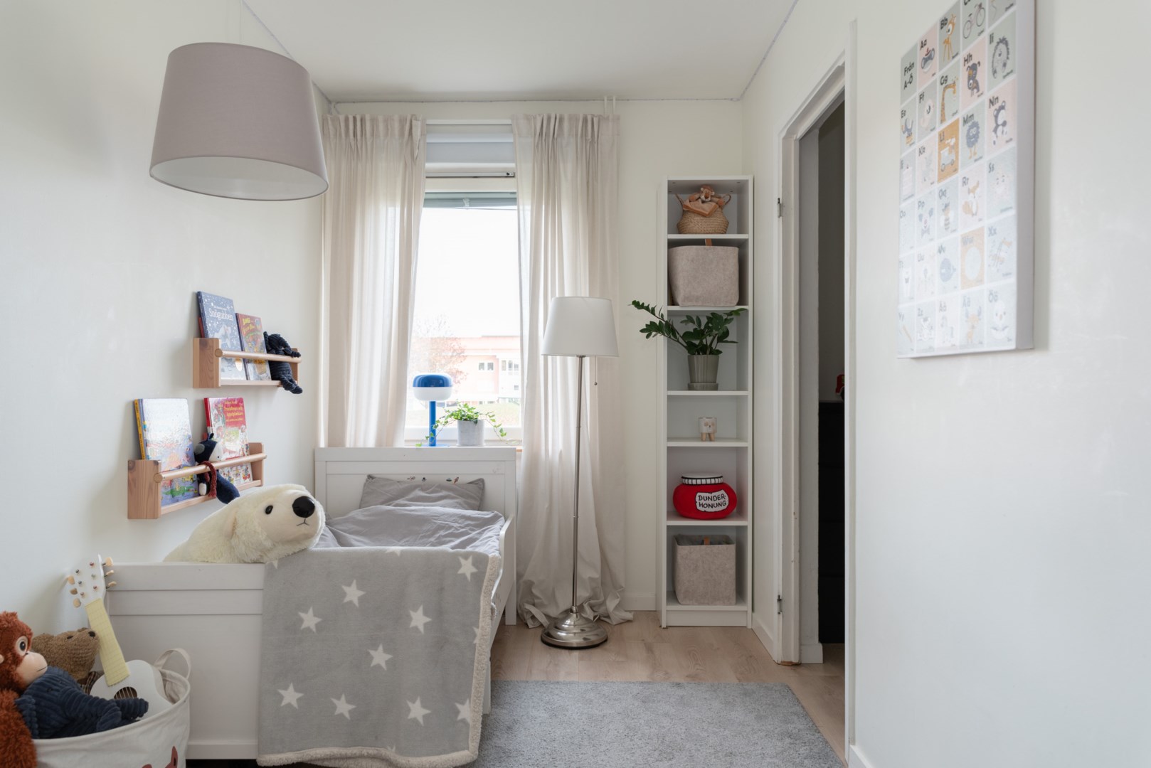 Bostadsbild från Knotavägen 30, Såld i Bjurhovda, Västerås