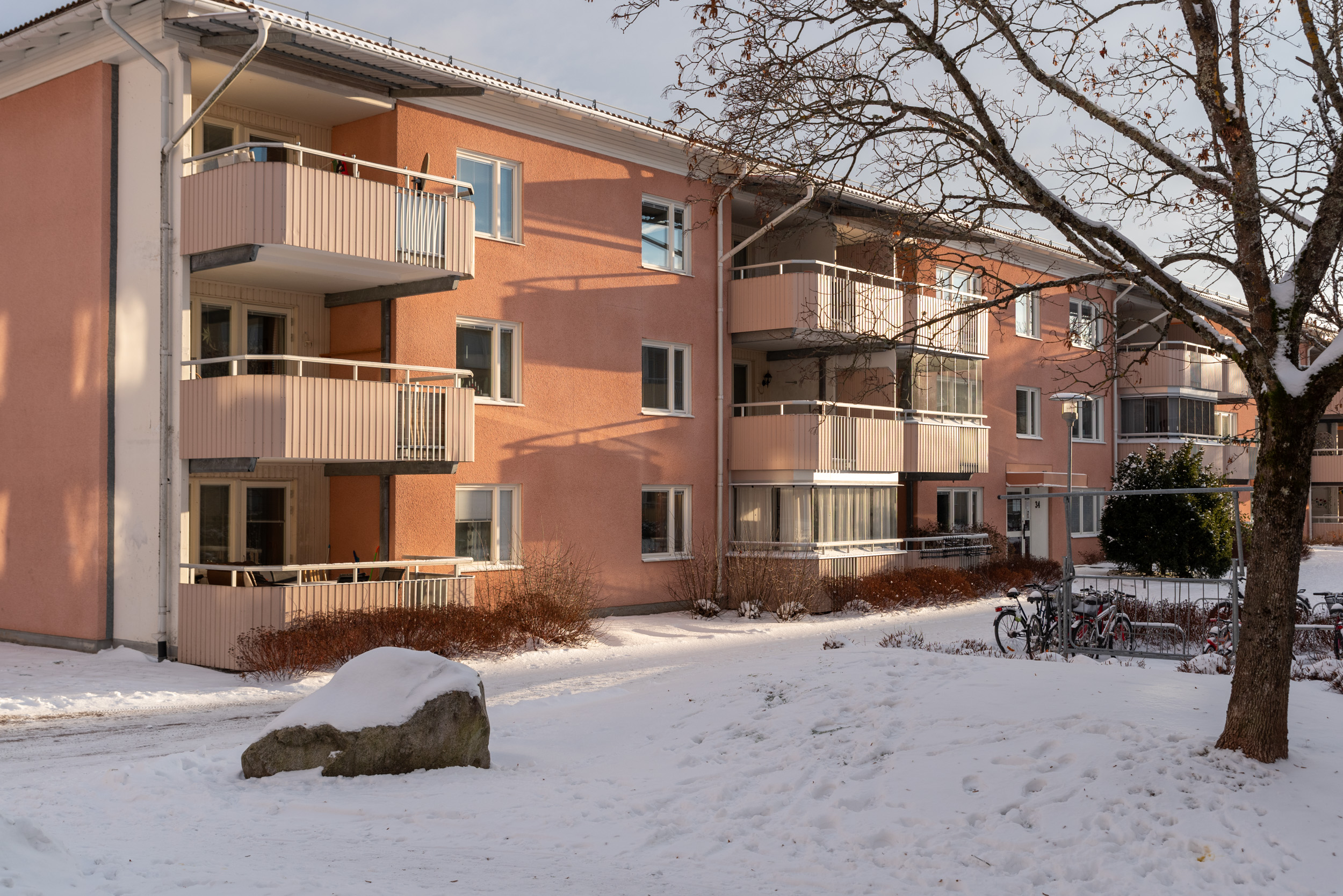 Bostadsbild från Knotavägen 38, Såld i Bjurhovda, Västerås