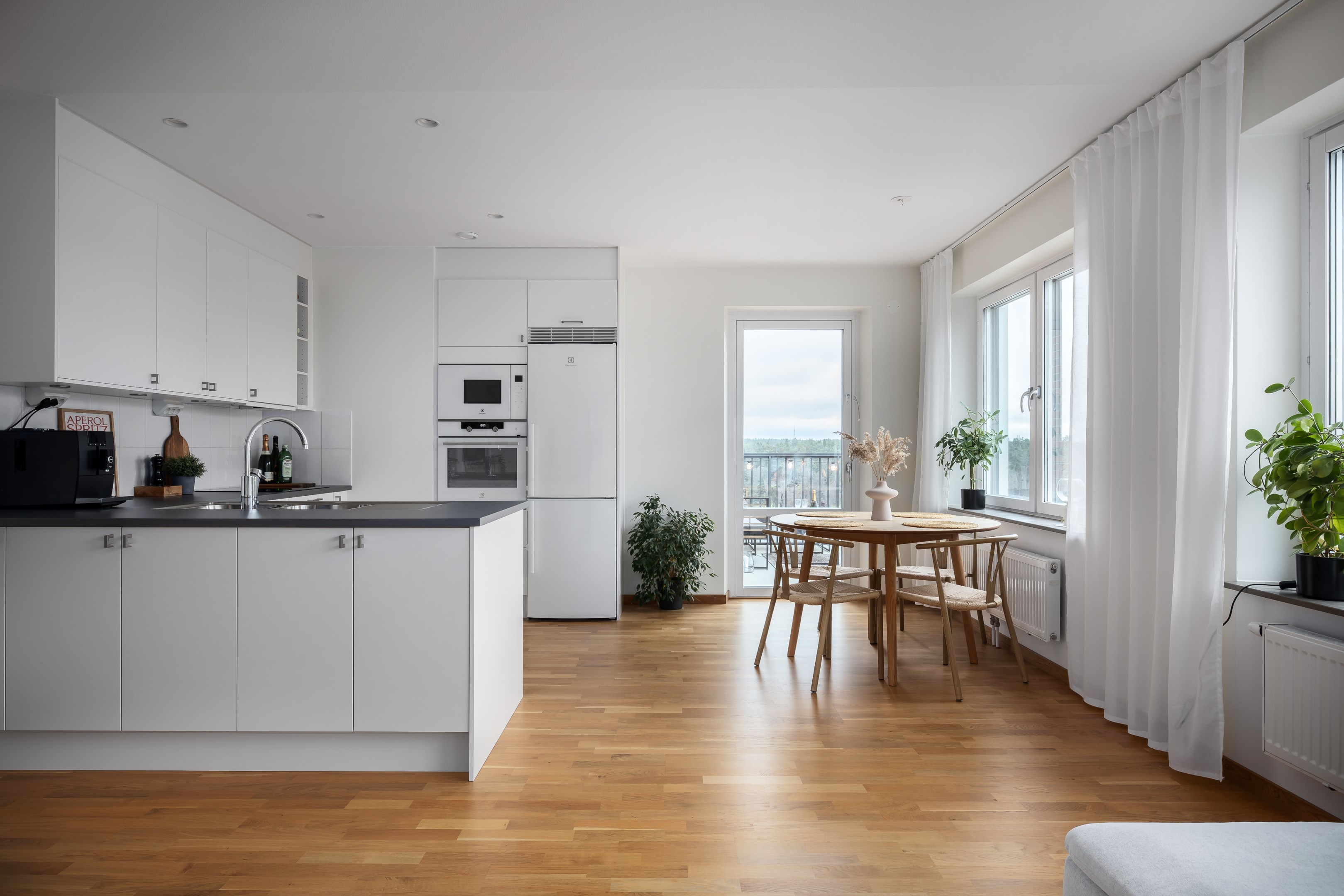 Bostadsbild från Tollareslingan 12, 10/10 tr, Såld i Tollare, Nacka