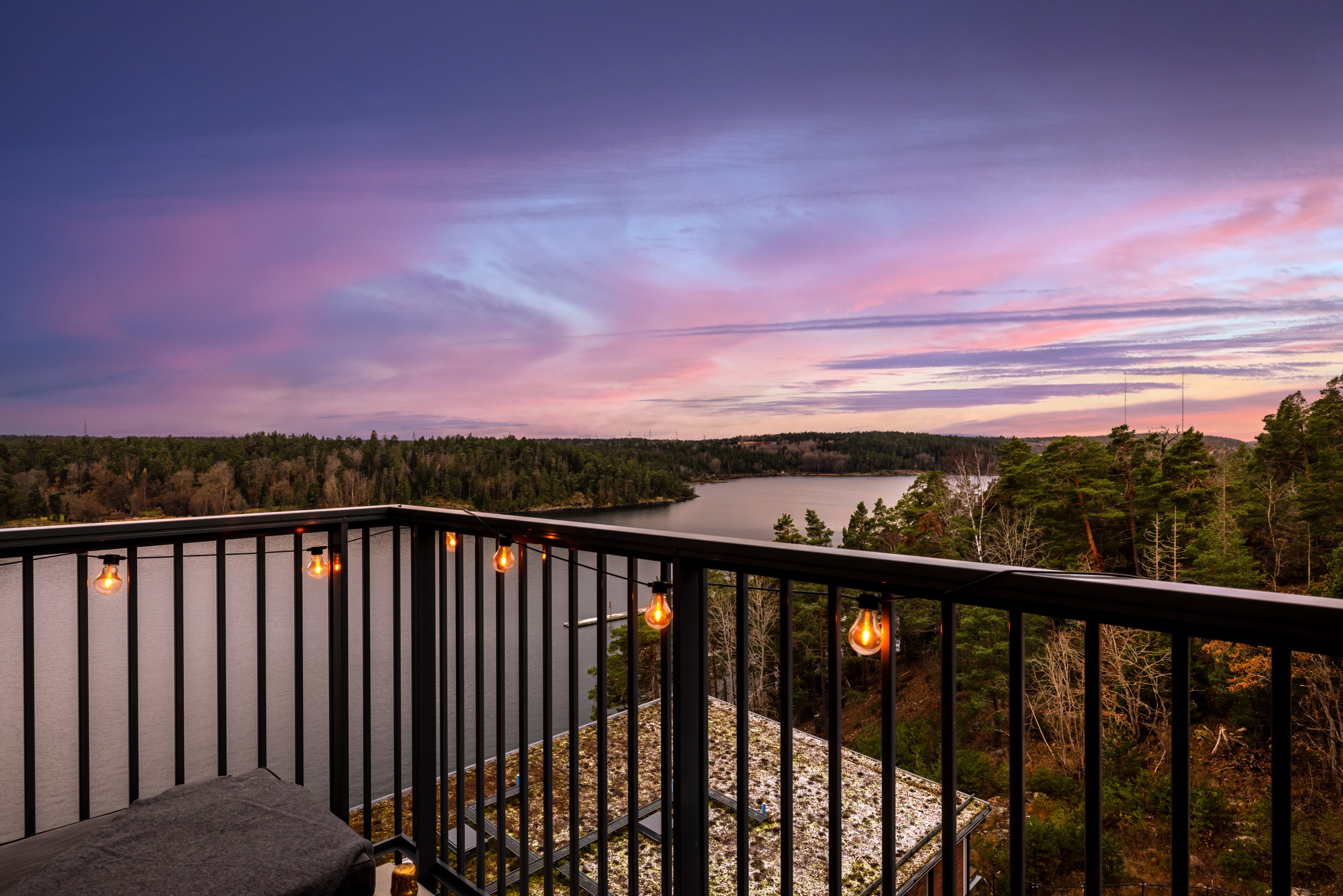 Bostadsbild från Tollareslingan 12, 10/10 tr, Såld i Tollare, Nacka