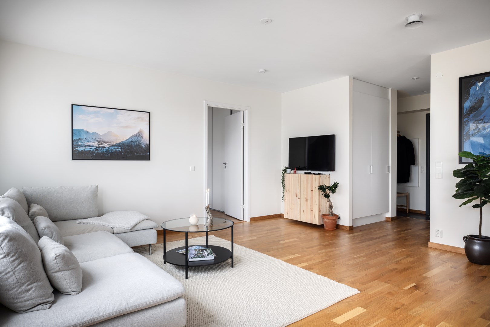 Bostadsbild från Tollareslingan 12, 10/10 tr, Såld i Tollare, Nacka