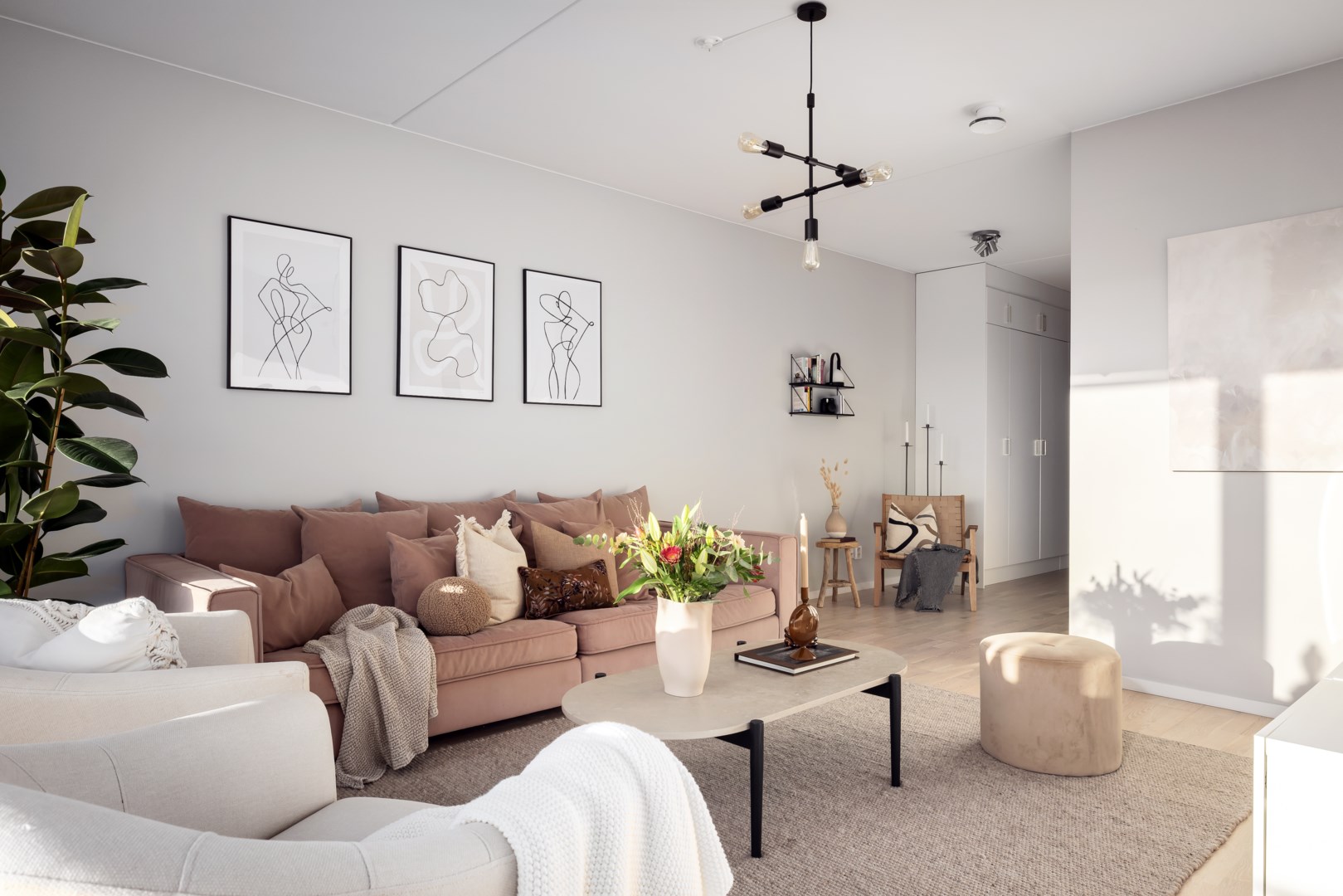 Bostadsbild från Tollareslingan 24, 9tr, Såld i Tollare, Nacka