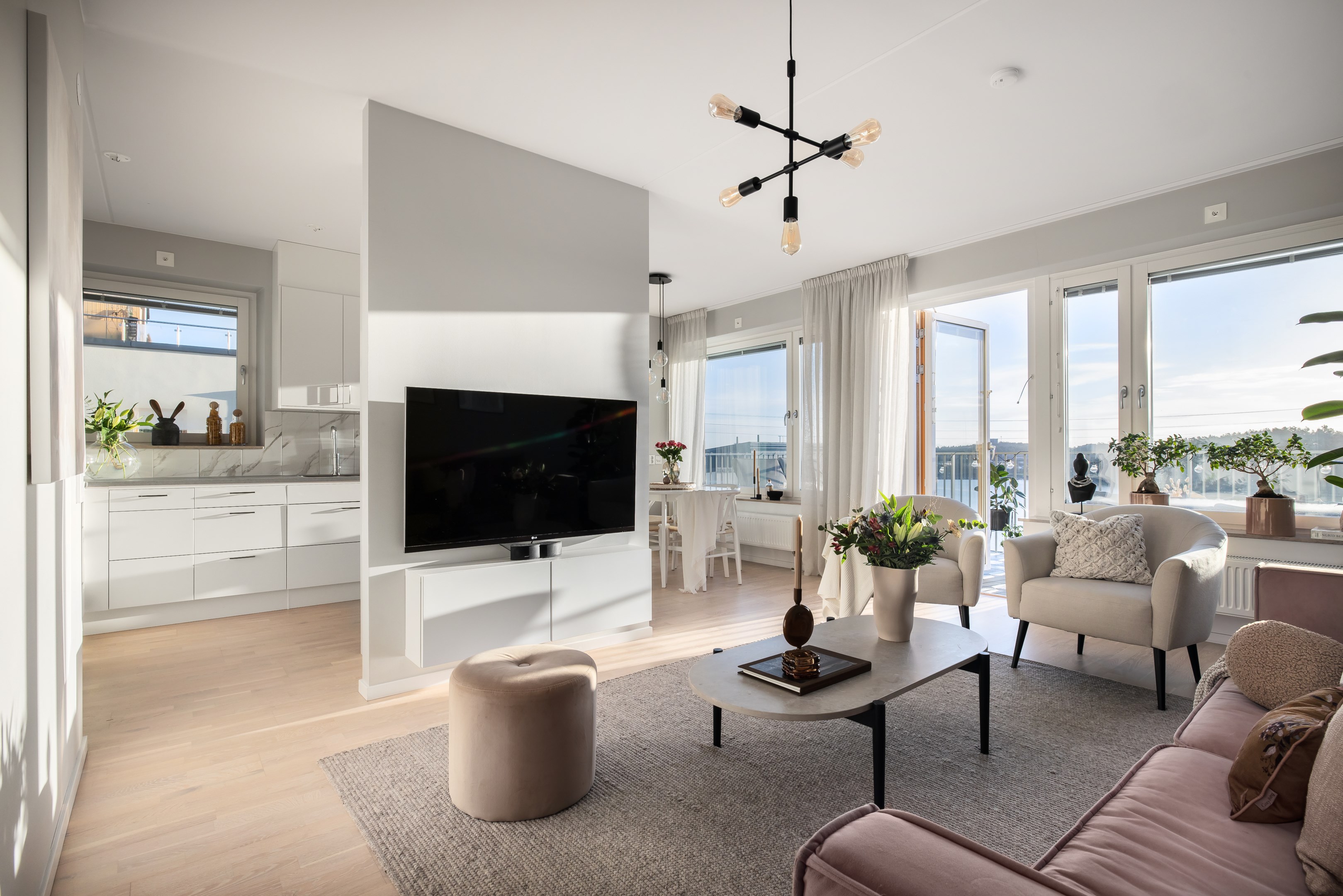 Bostadsbild från Tollareslingan 24, 9tr, Såld i Tollare, Nacka