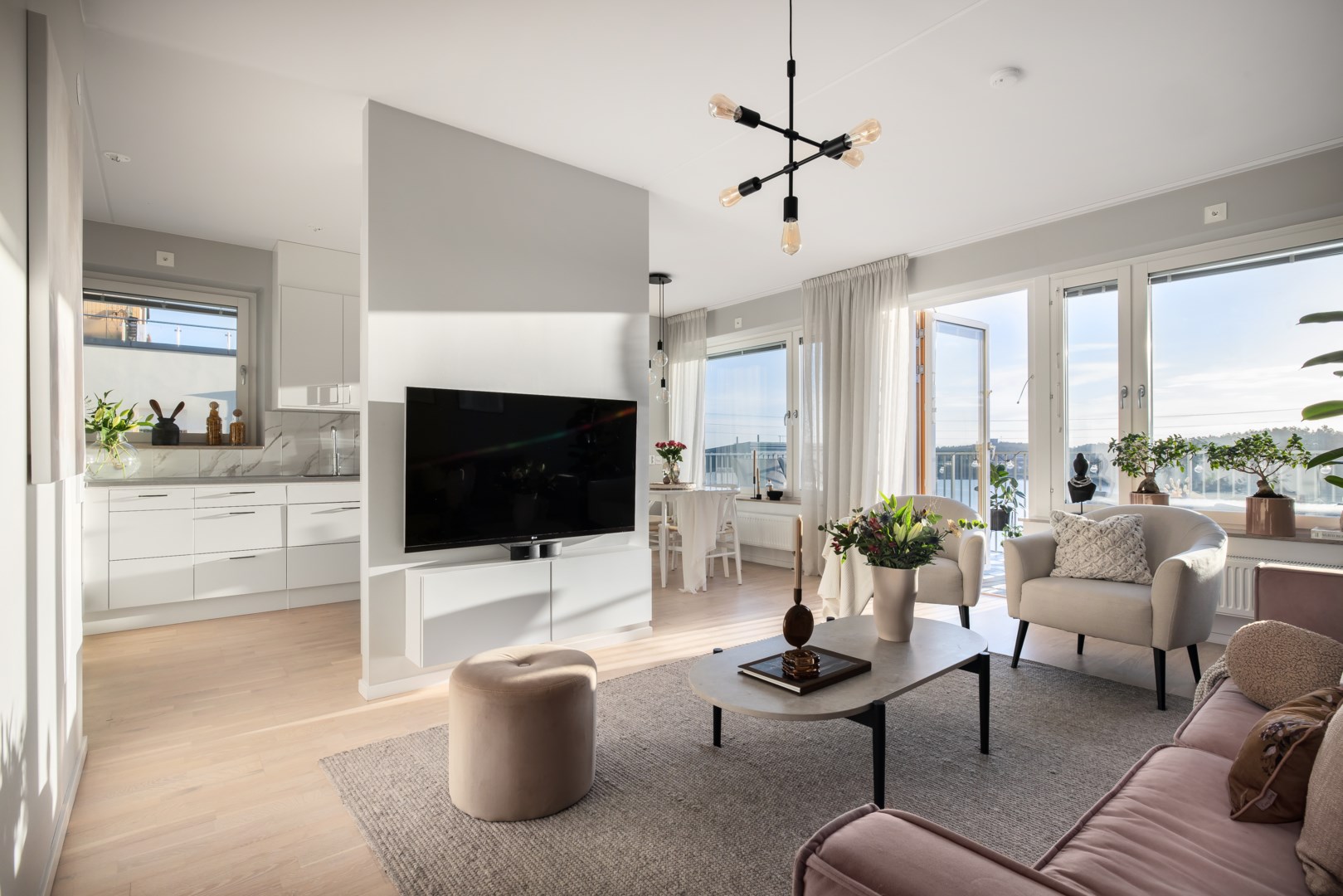 Bostadsbild från Tollareslingan 24, 9tr, Såld i Tollare, Nacka