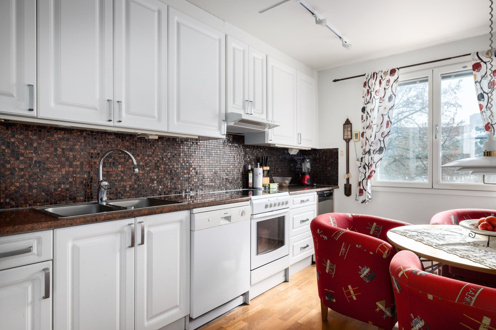 Bostadsbild från Edinsvägen 11, Såld i Ektorp, Nacka