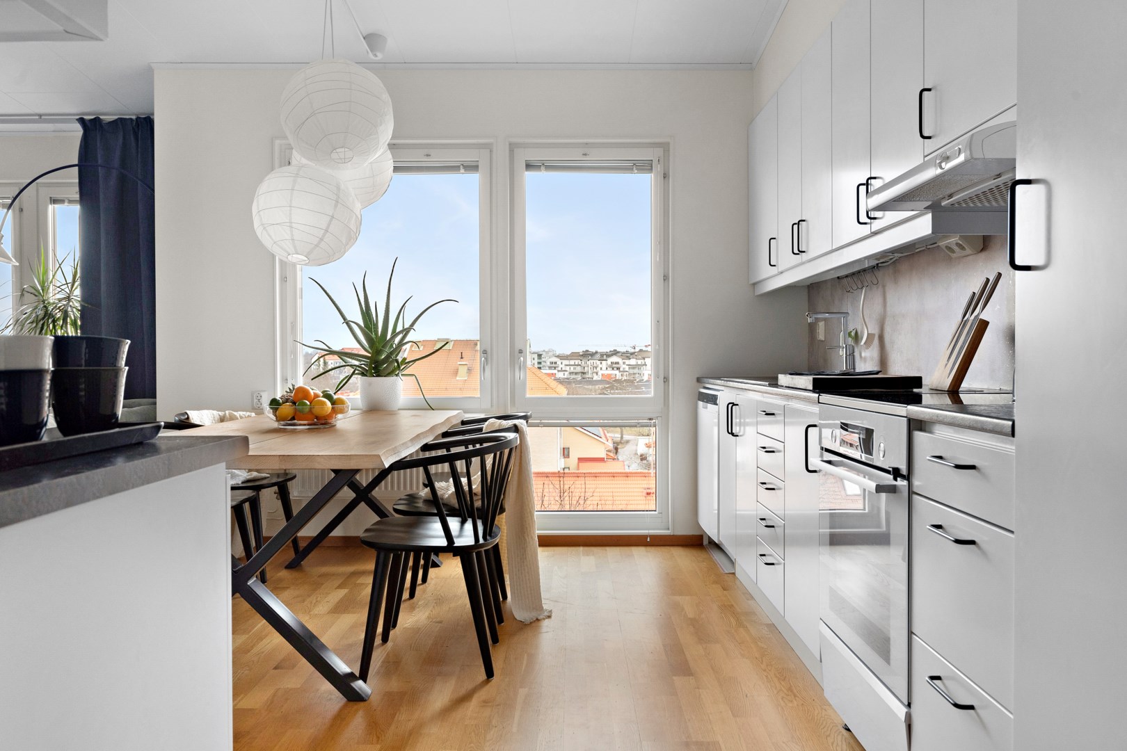 Bostadsbild från Vattholmavägen 4D, Såld i Kapellgärdet, Uppsala