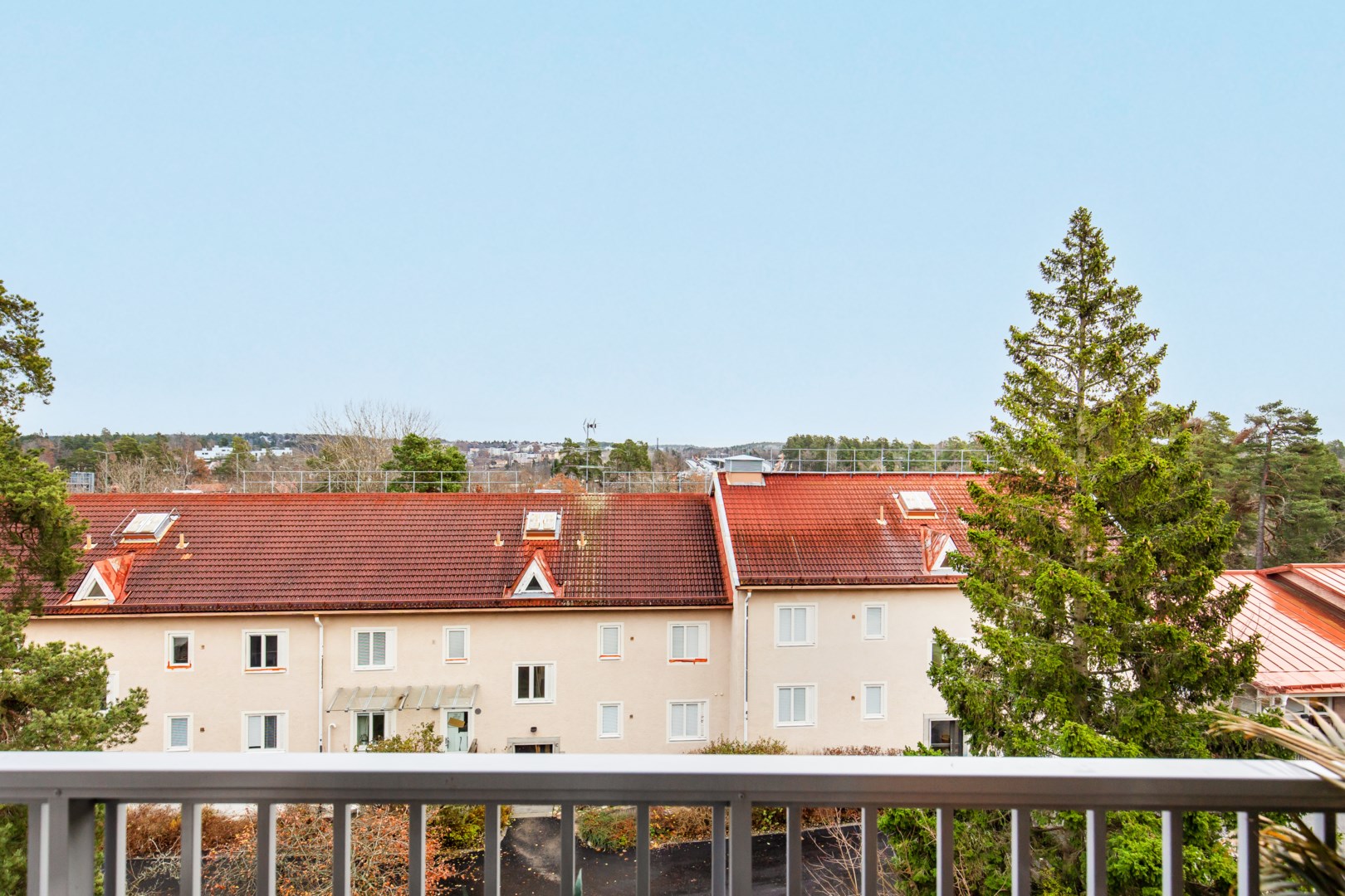 Bostadsbild från Östra Gräsvägen 5, Såld i Ektorp, Nacka