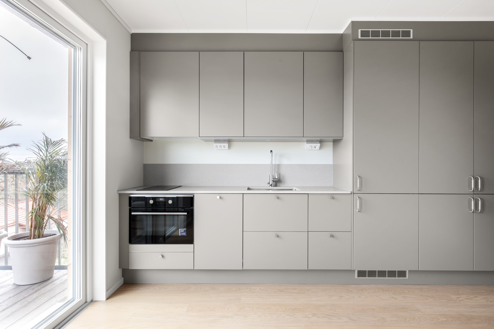 Bostadsbild från Östra Gräsvägen 5, Såld i Ektorp, Nacka