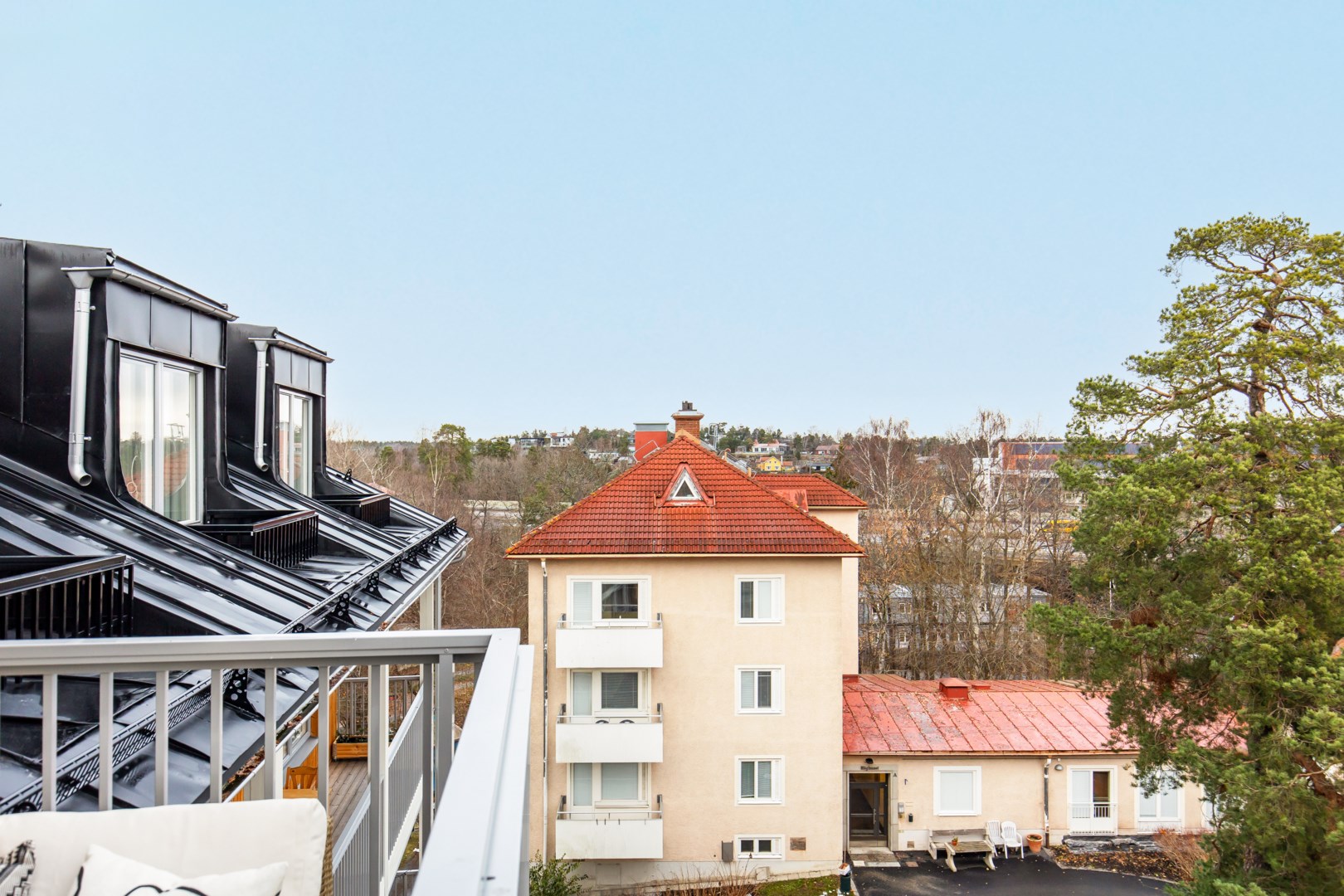 Bostadsbild från Östra Gräsvägen 5, Såld i Ektorp, Nacka