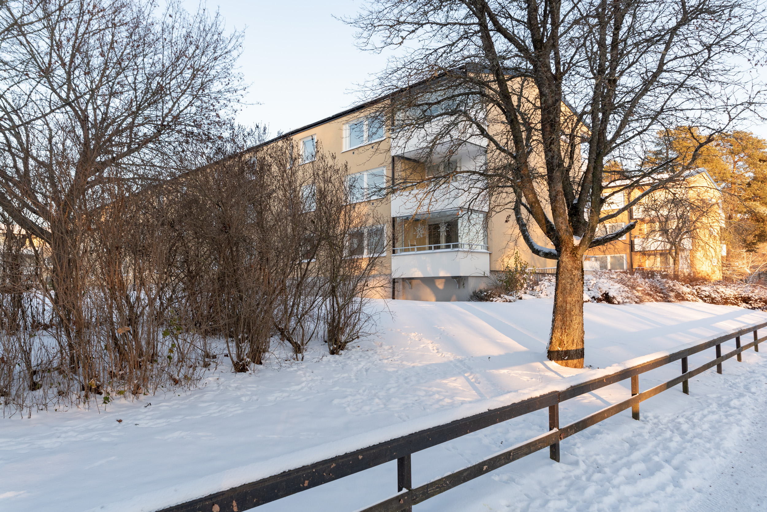 Bostadsbild från Ringduvegatan 113, Såld i Råby, Västerås