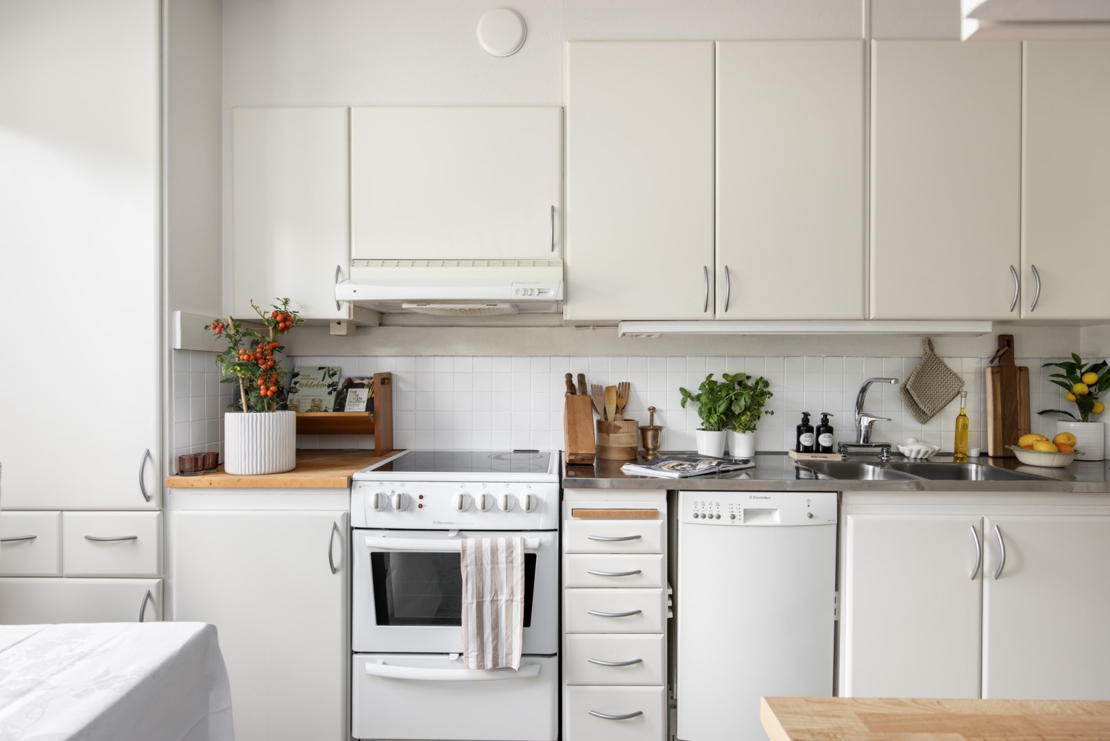 Bostadsbild från Gamla Skolvägen 28, Såld i Saltsjöbaden, Nacka