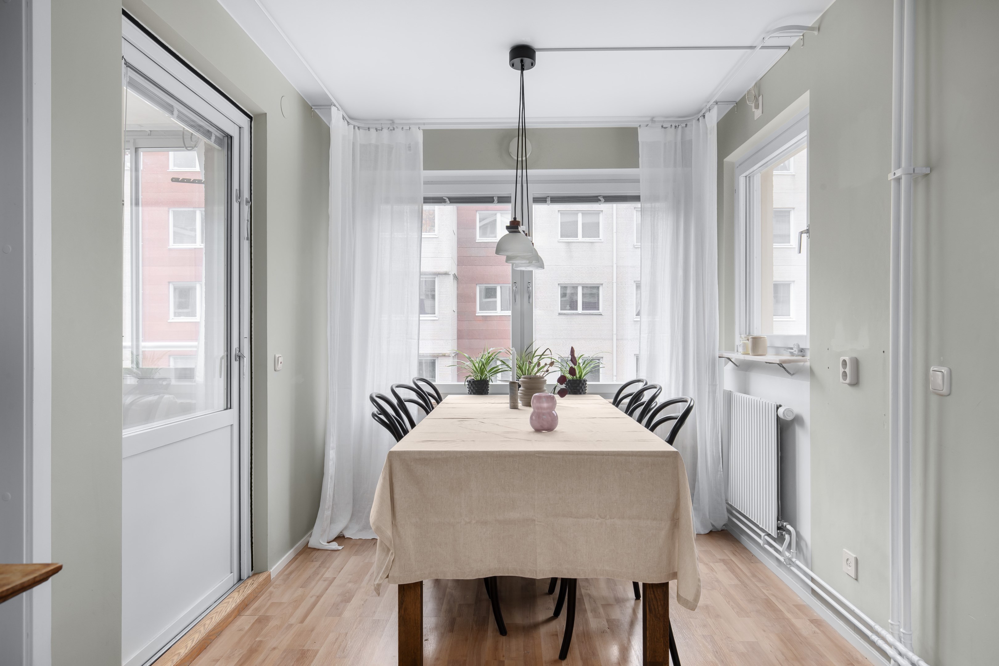 Bostadsbild från Landåvägen 73, Såld i Jarlaberg, Nacka