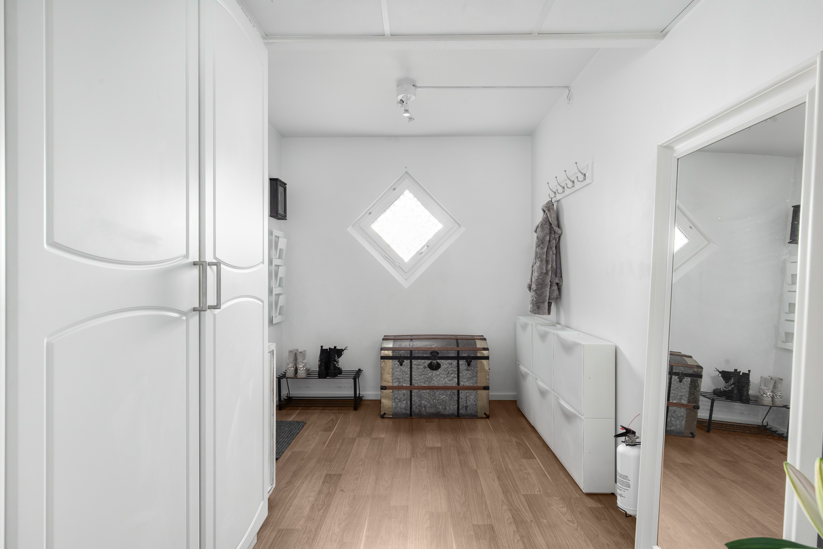 Bostadsbild från Ängsbacken 3, Såld i Björknäs, Nacka