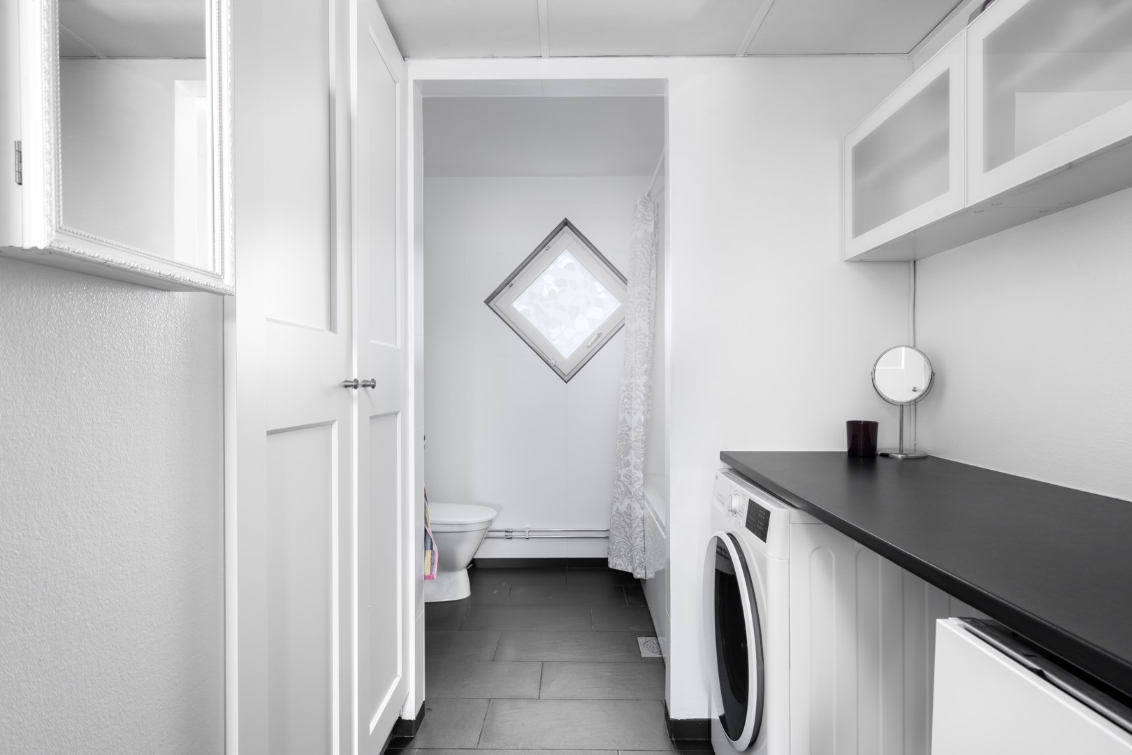 Bostadsbild från Ängsbacken 3, Såld i Björknäs, Nacka