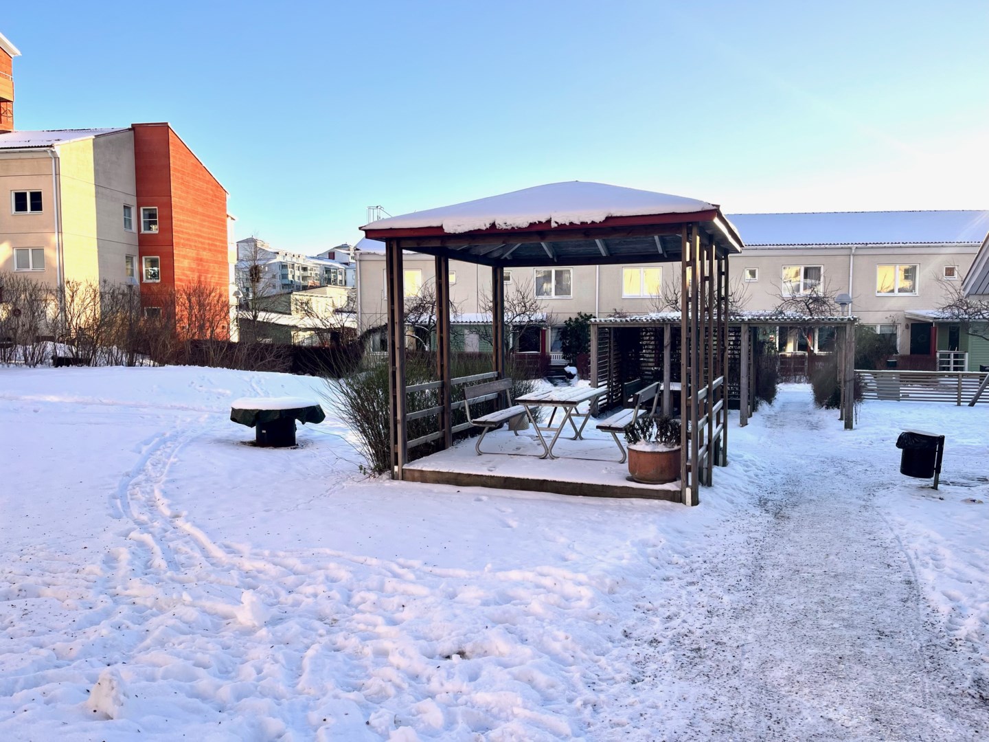 Bostadsbild från Fyrspannsvägen 46, Såld i Jarlaberg, Nacka