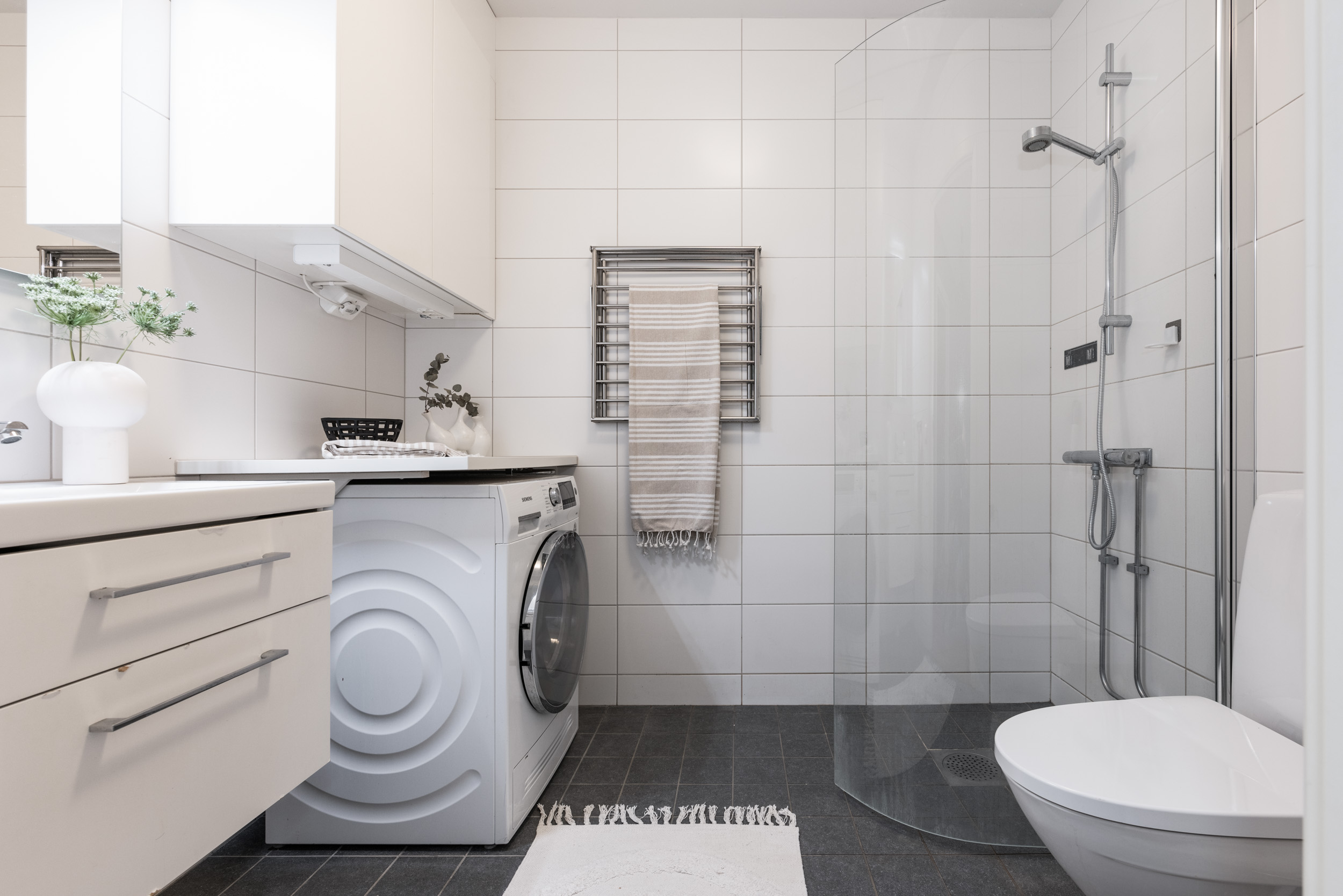 Bostadsbild från Genuagatan 6, Såld i Öster Mälarstrand, Västerås