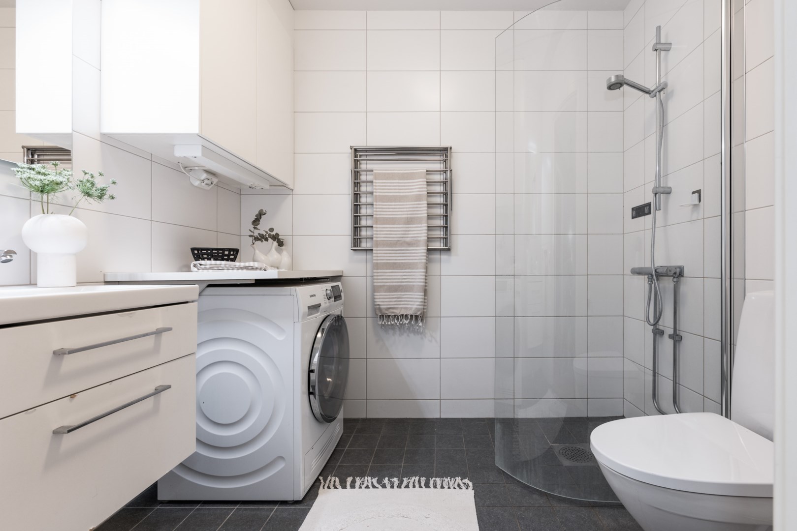 Bostadsbild från Genuagatan 6, Såld i Öster Mälarstrand, Västerås