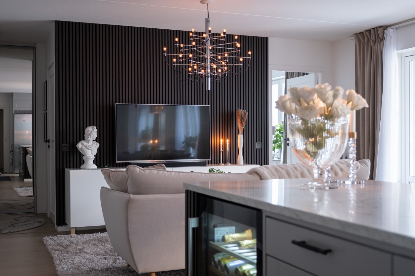 Bostadsbild från Sjöjungfrugatan 4, Såld i Öster Mälarstrand, Västerås