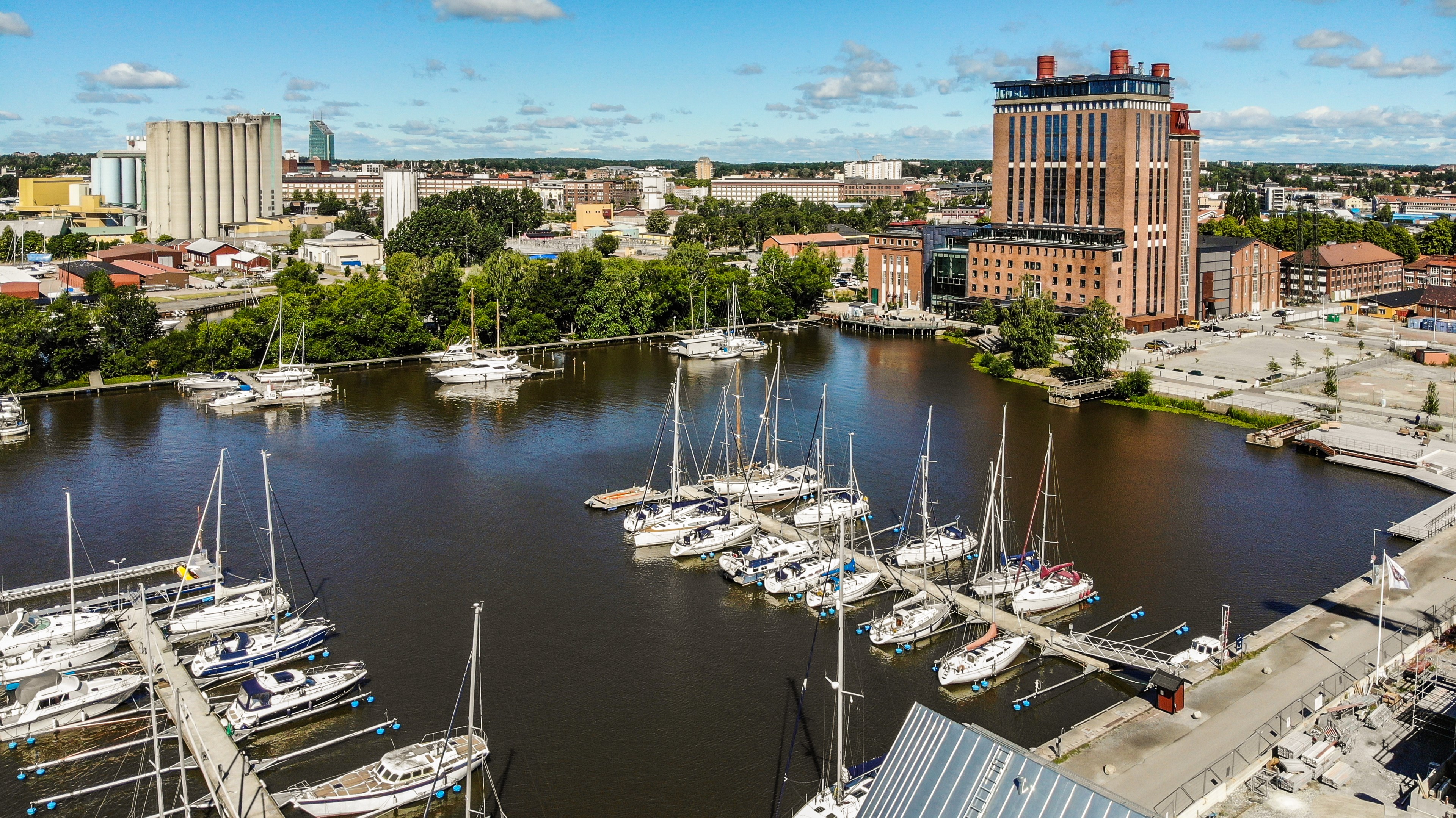 Bostadsbild från Sjöjungfrugatan 4, Såld i Öster Mälarstrand, Västerås