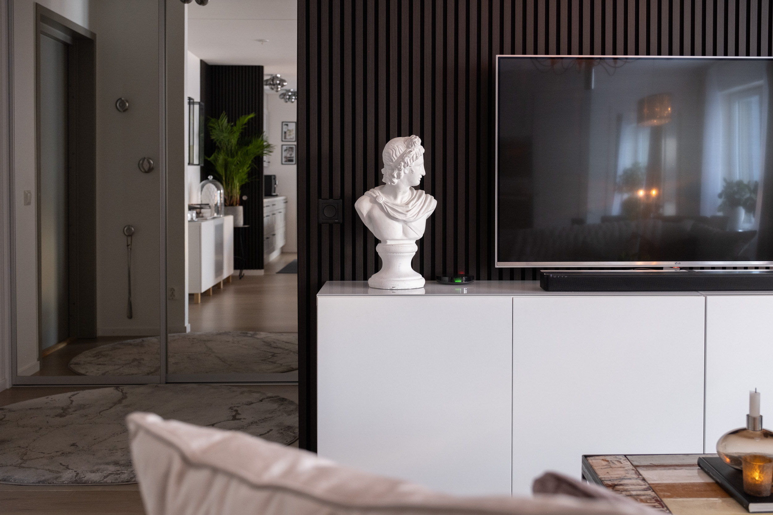 Bostadsbild från Sjöjungfrugatan 4, Såld i Öster Mälarstrand, Västerås