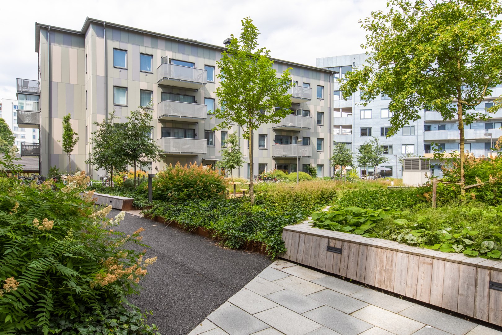 Bostadsbild från Svärdsliljegatan 4, Såld i Salabacke, Uppsala