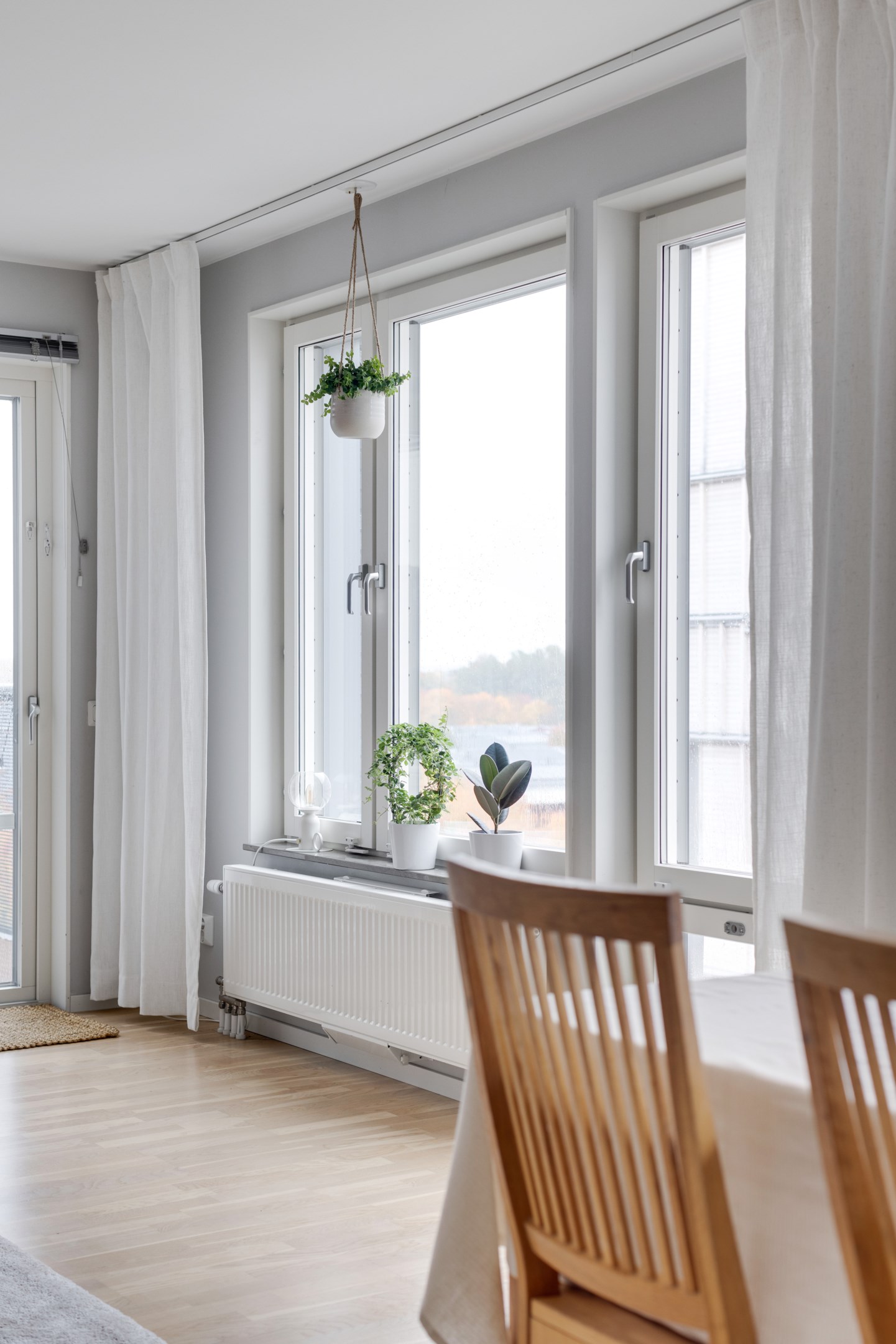 Bostadsbild från Svärdsliljegatan 4, Såld i Salabacke, Uppsala