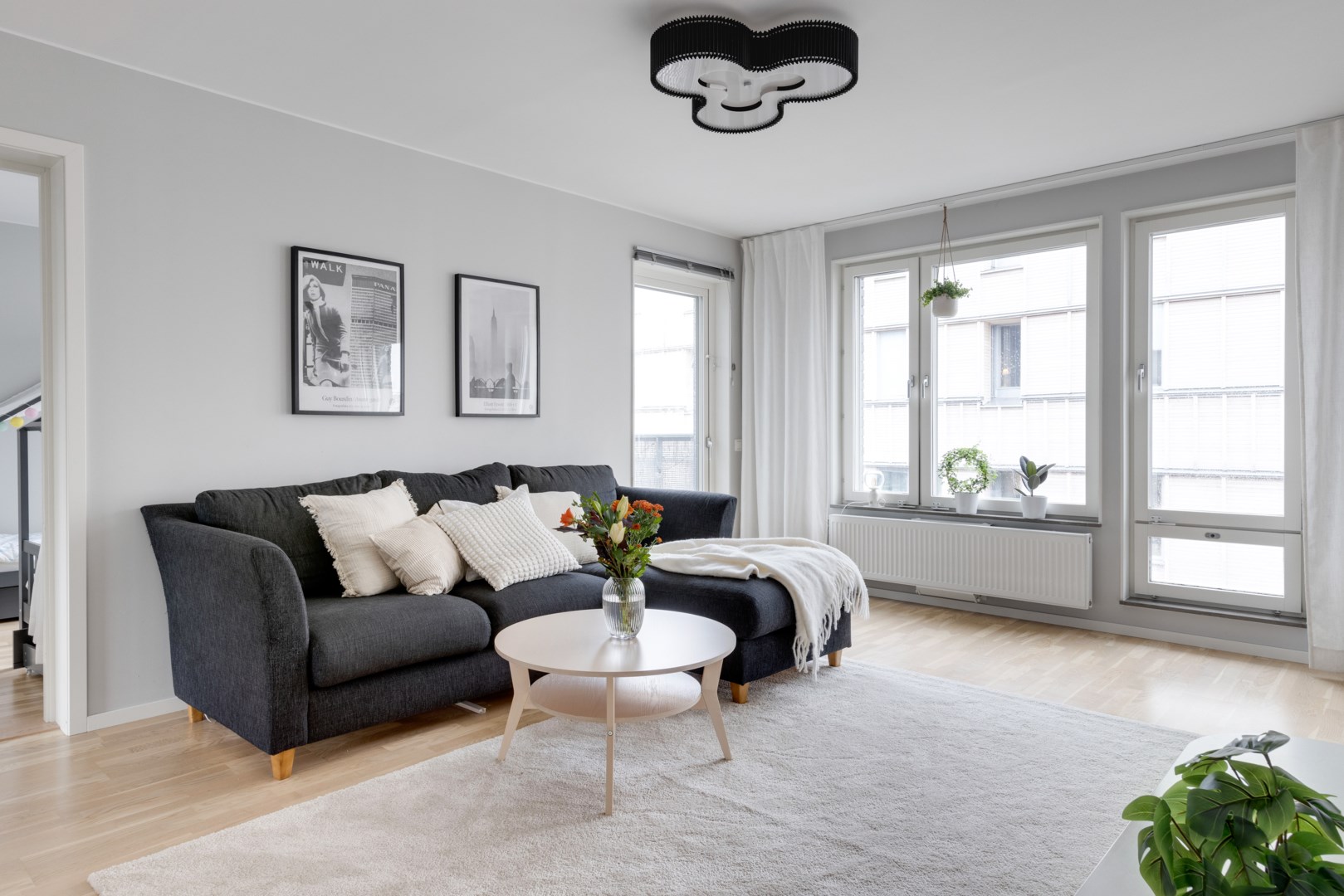 Bostadsbild från Svärdsliljegatan 4, Såld i Salabacke, Uppsala