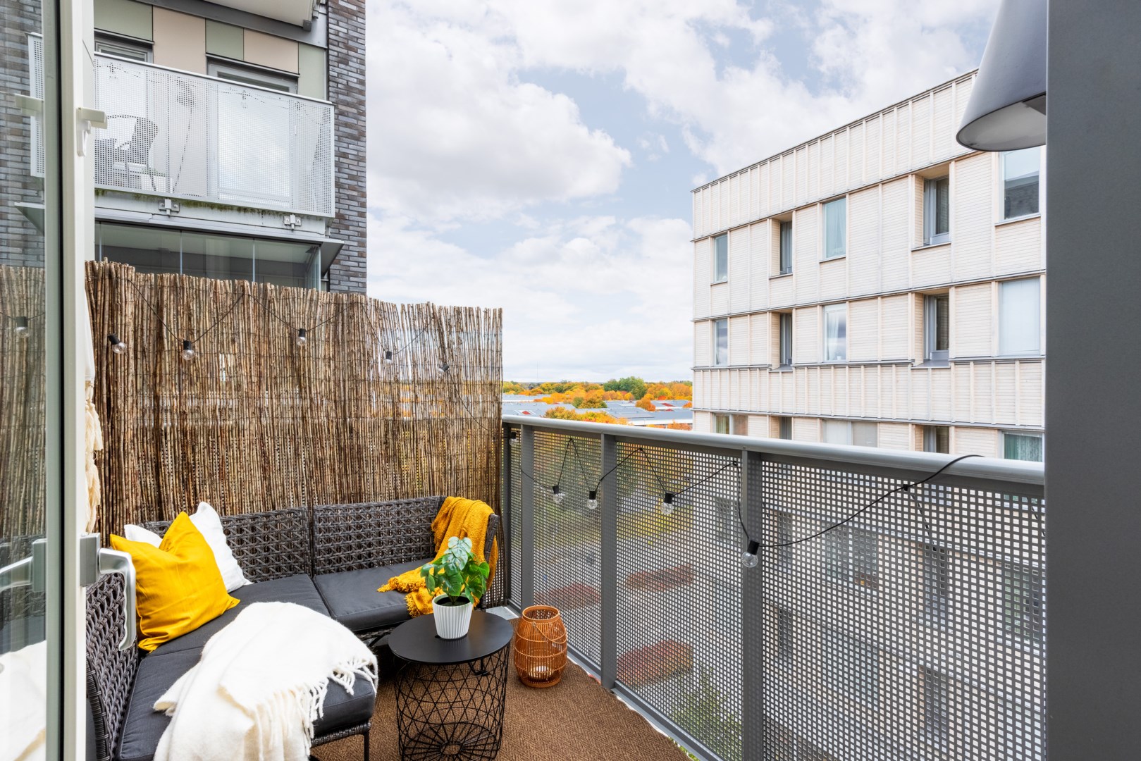 Bostadsbild från Svärdsliljegatan 4, Såld i Salabacke, Uppsala