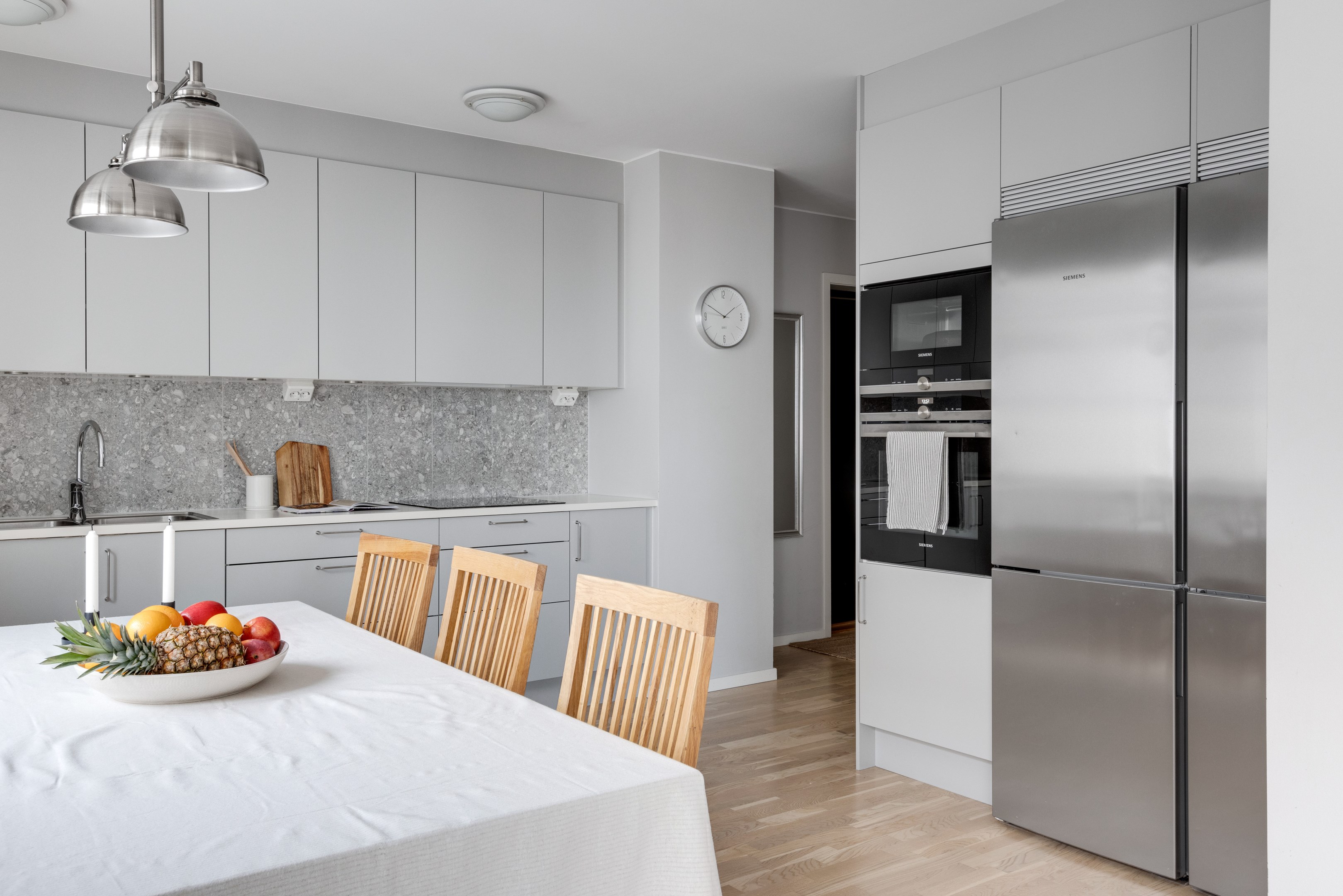 Bostadsbild från Svärdsliljegatan 4, Såld i Salabacke, Uppsala