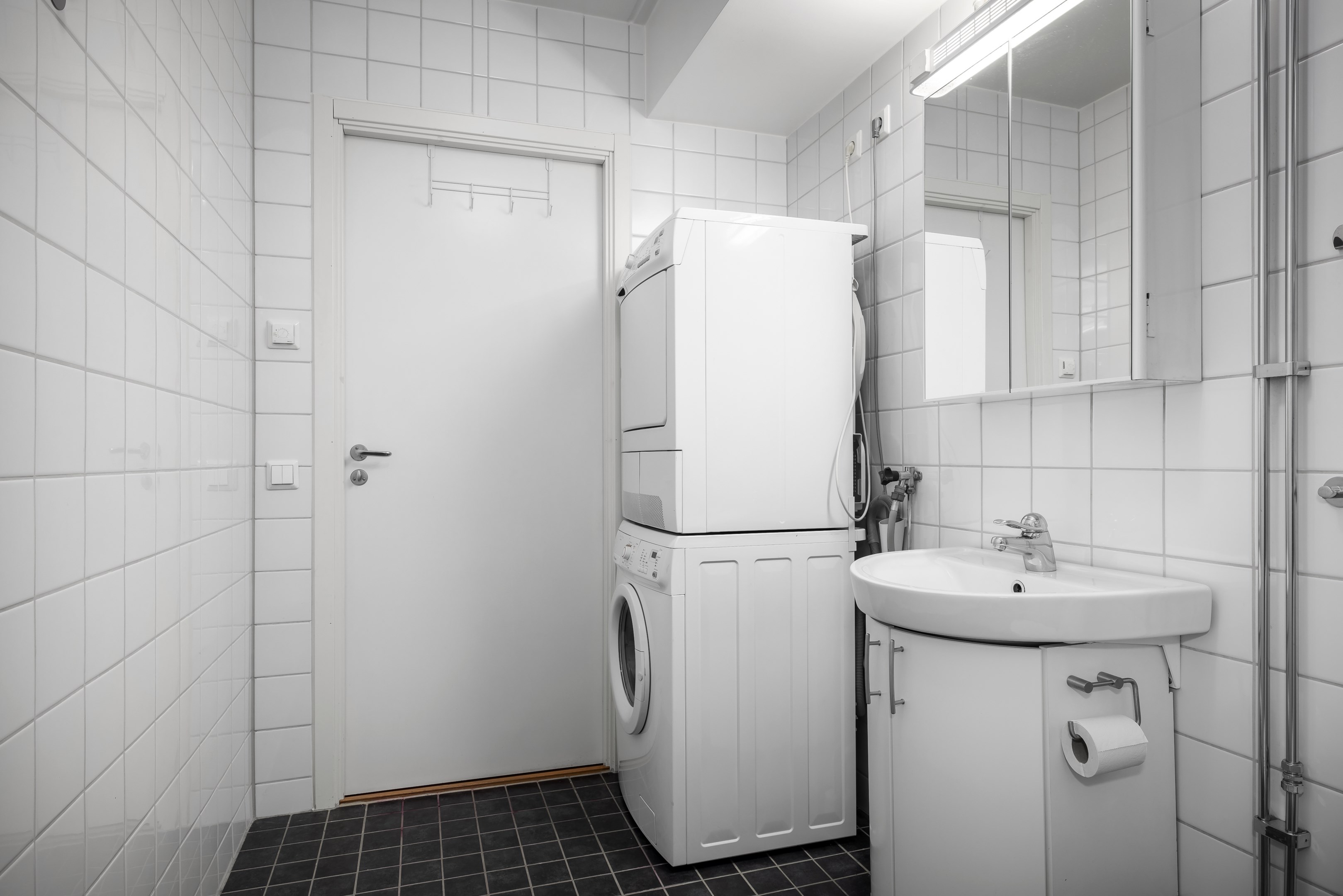 Bostadsbild från Söderarmsvägen 25, 2tr, Såld i Kärrtorp, Stockholm