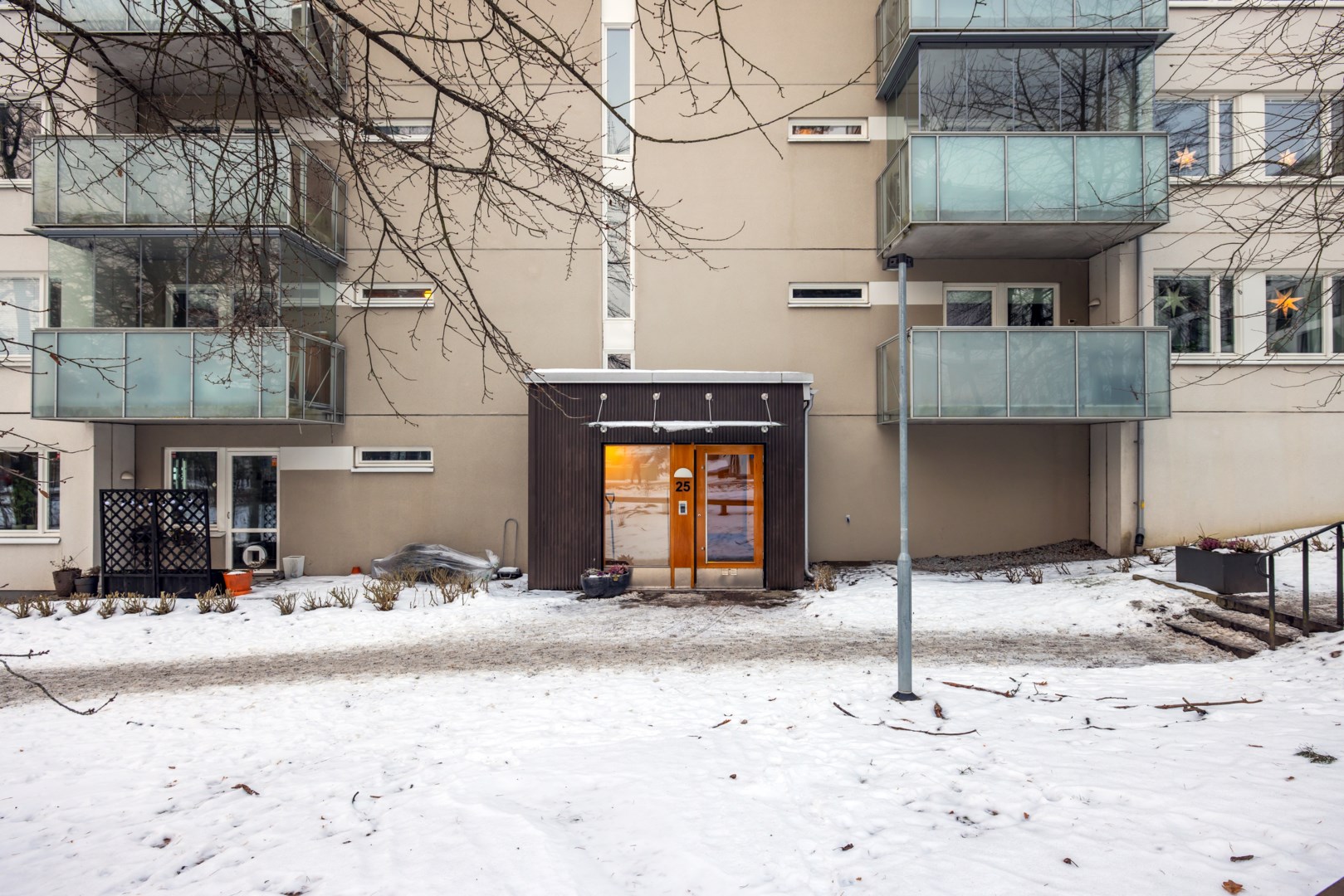 Bostadsbild från Söderarmsvägen 25, 2tr, Såld i Kärrtorp, Stockholm