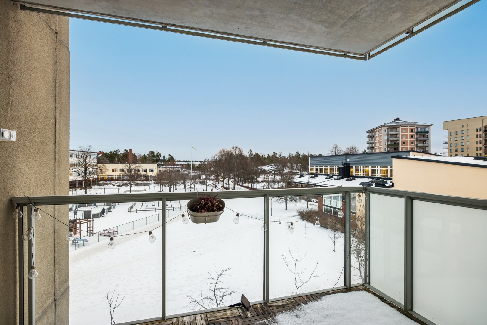 Bostadsbild från Söderarmsvägen 25, 2tr, Såld i Kärrtorp, Stockholm