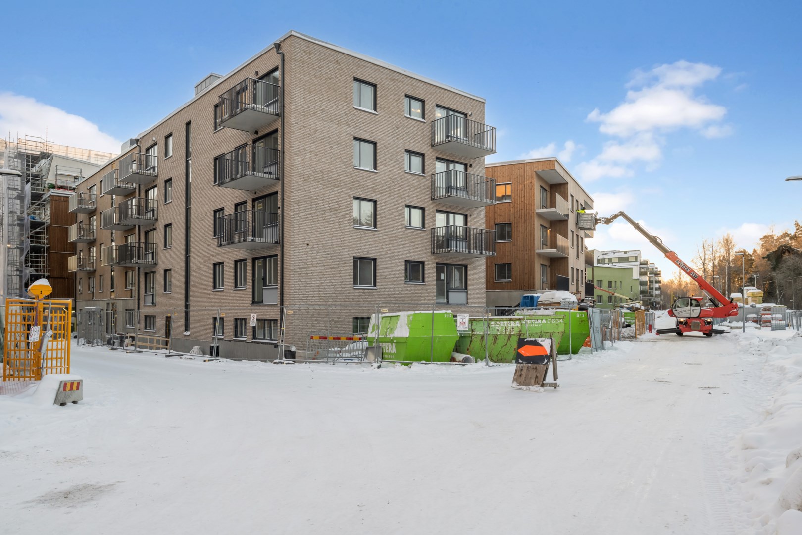 Bostadsbild från Lydia Wahlströms gata 24, Såld i Rosendal, Uppsala