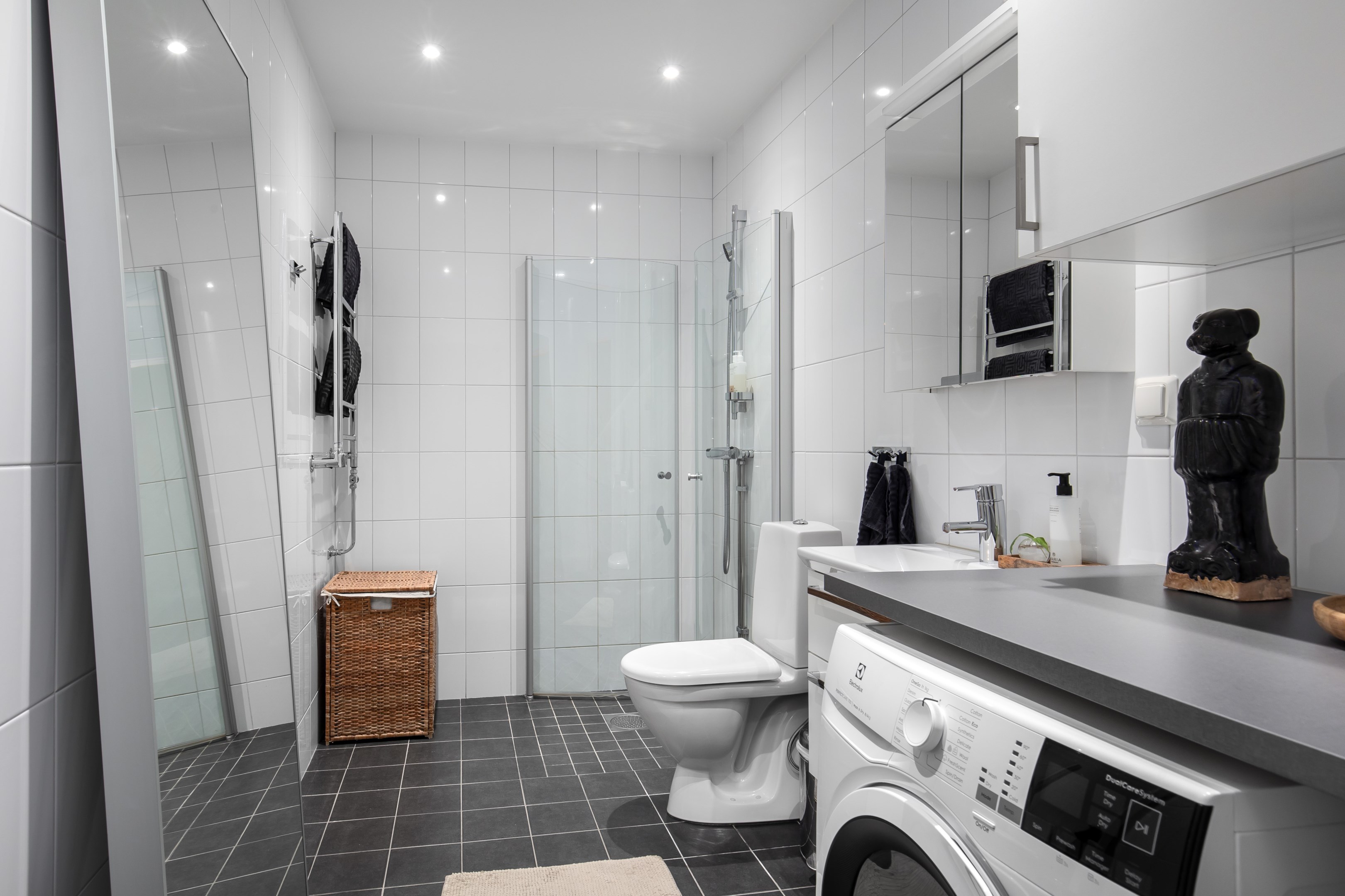 Bostadsbild från Tollareslingan 20, 8tr, Såld i Tollare, Nacka