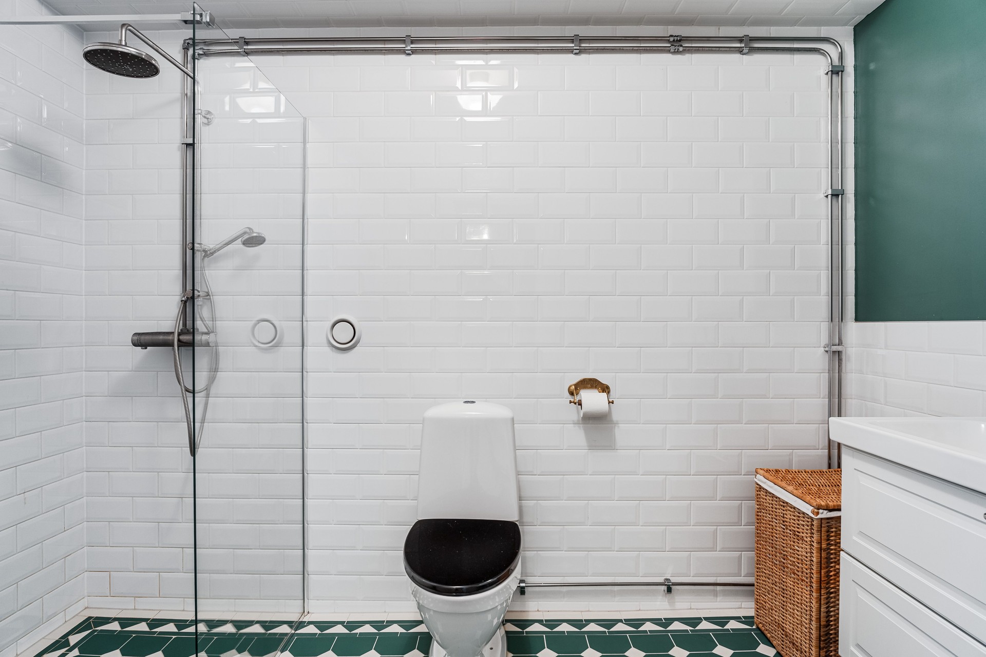 Bostadsbild från Östra ågatan 17, Såld i Centrum, Uppsala